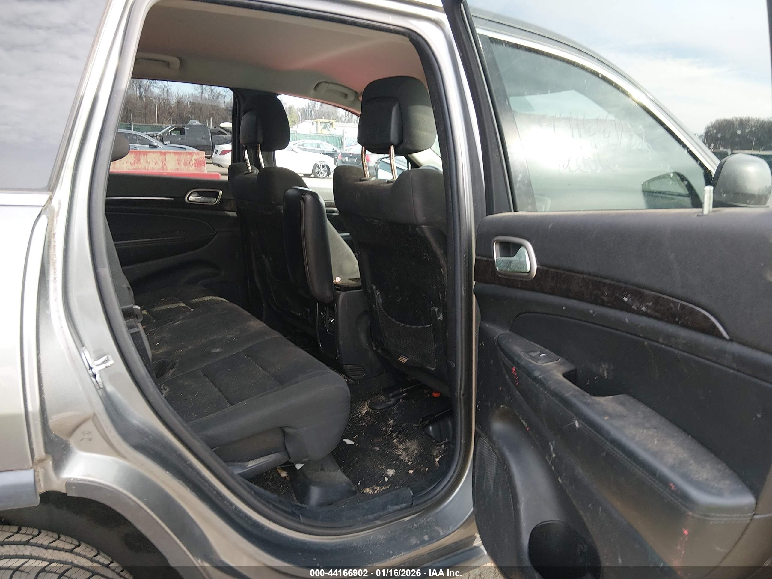 JEEP GRAND image 8