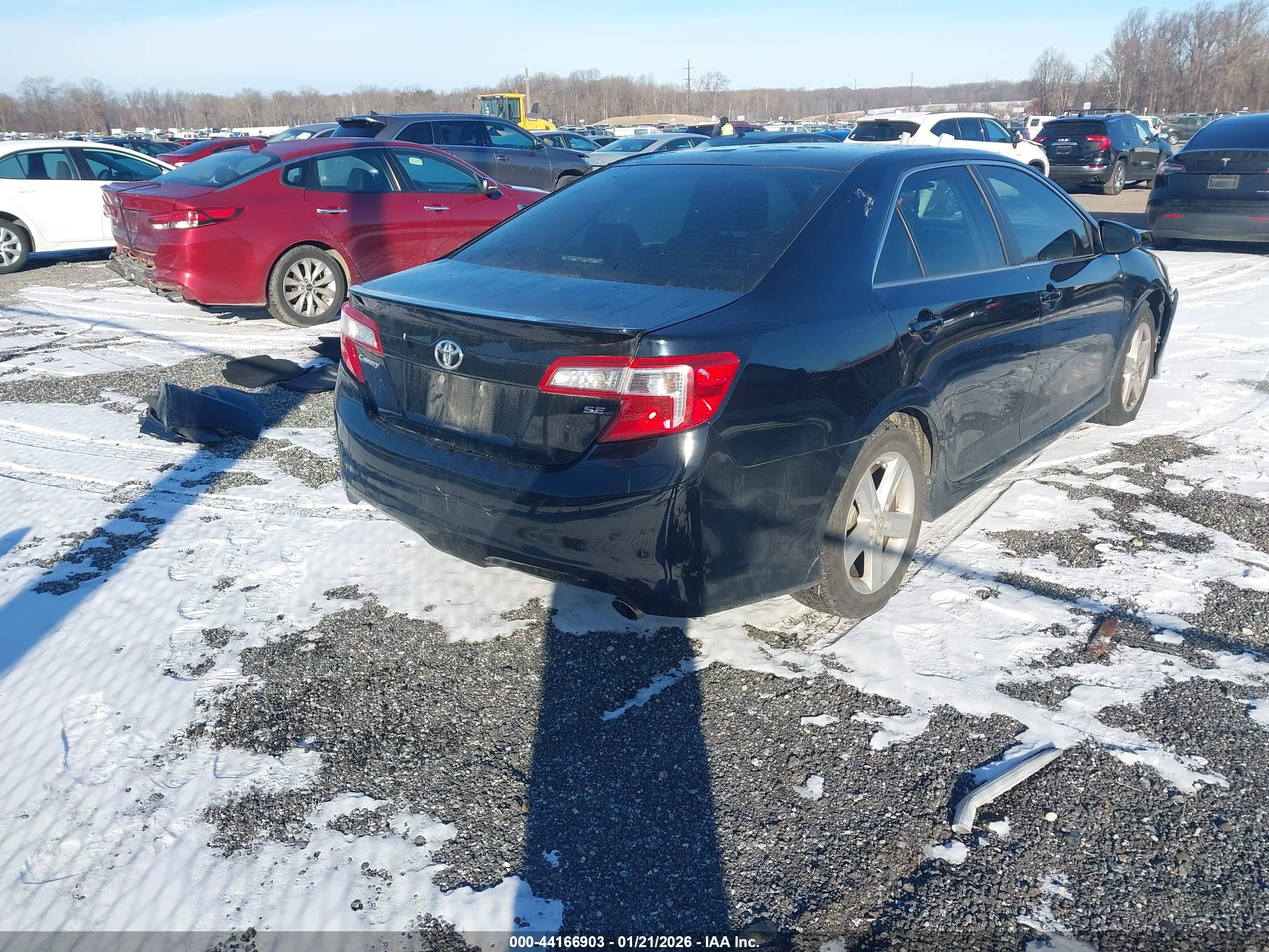 TOYOTA CAMRY image 4