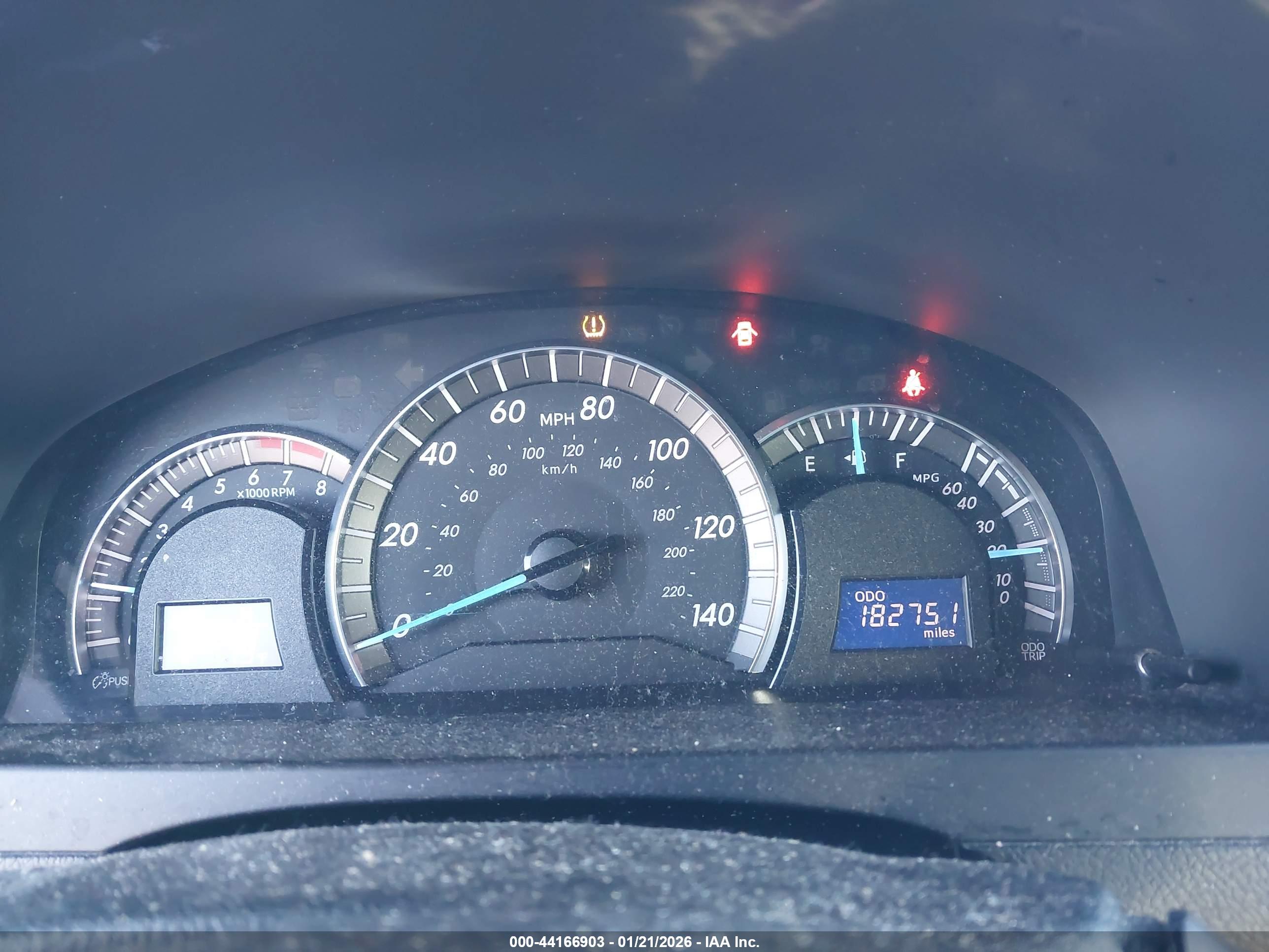 TOYOTA CAMRY image 7