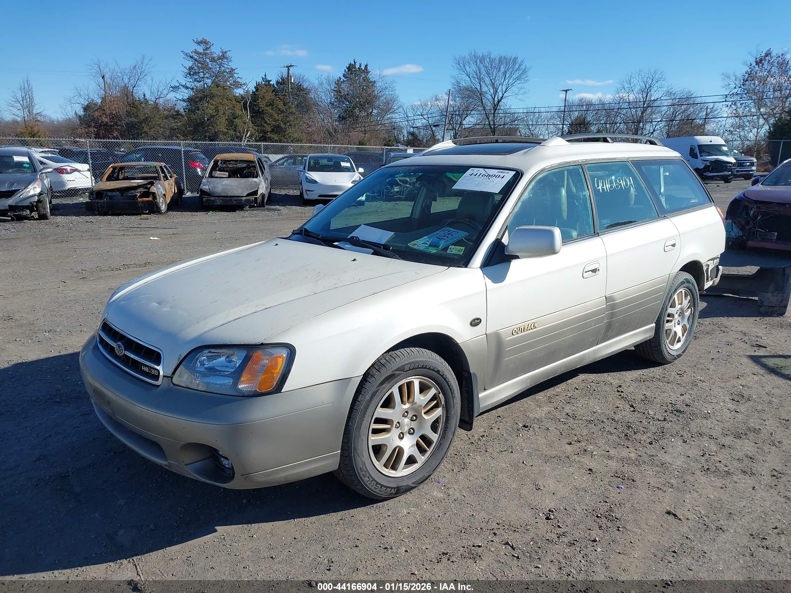 SUBARU OUTBACK image 2