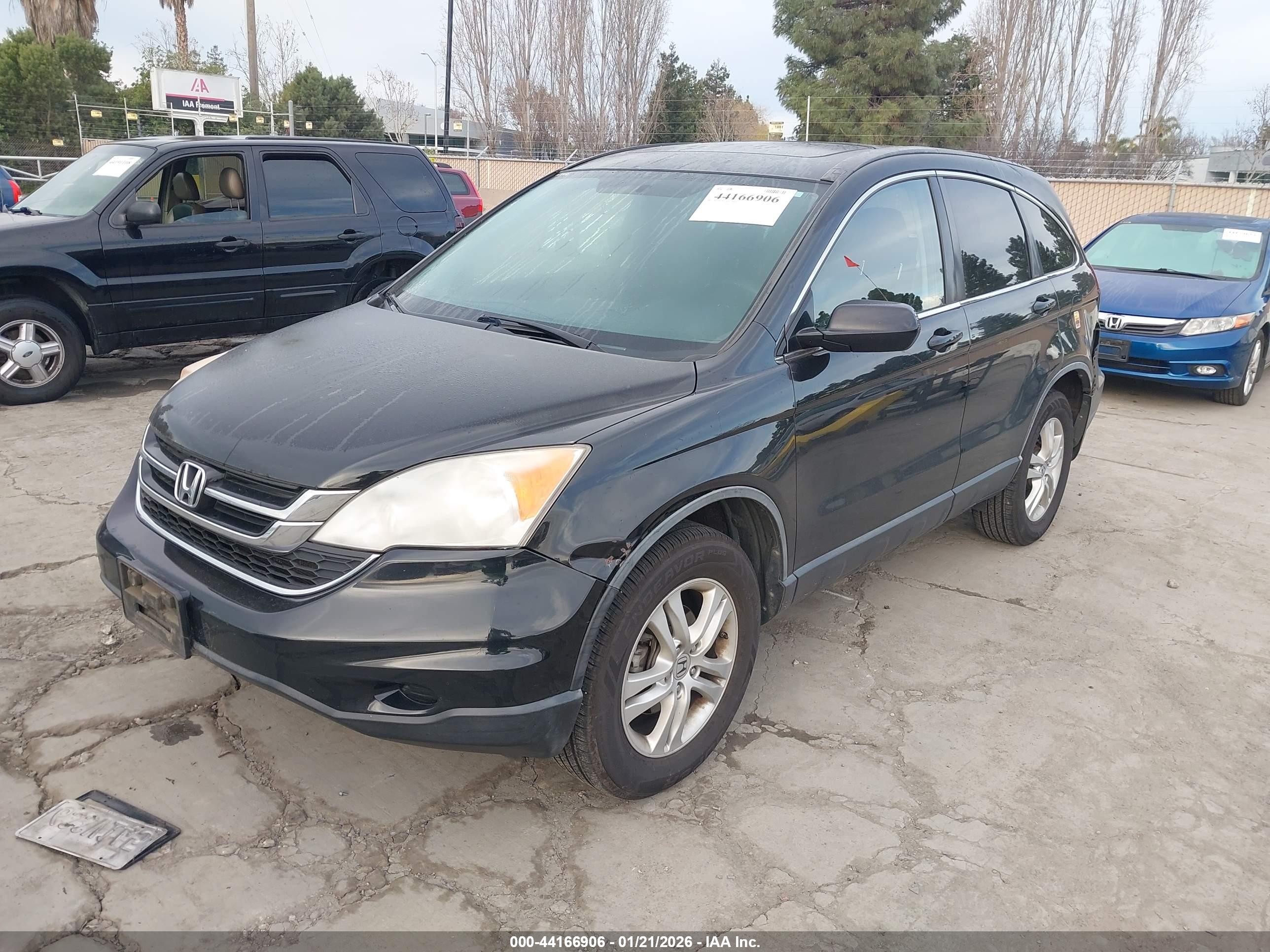 HONDA CR-V image 2