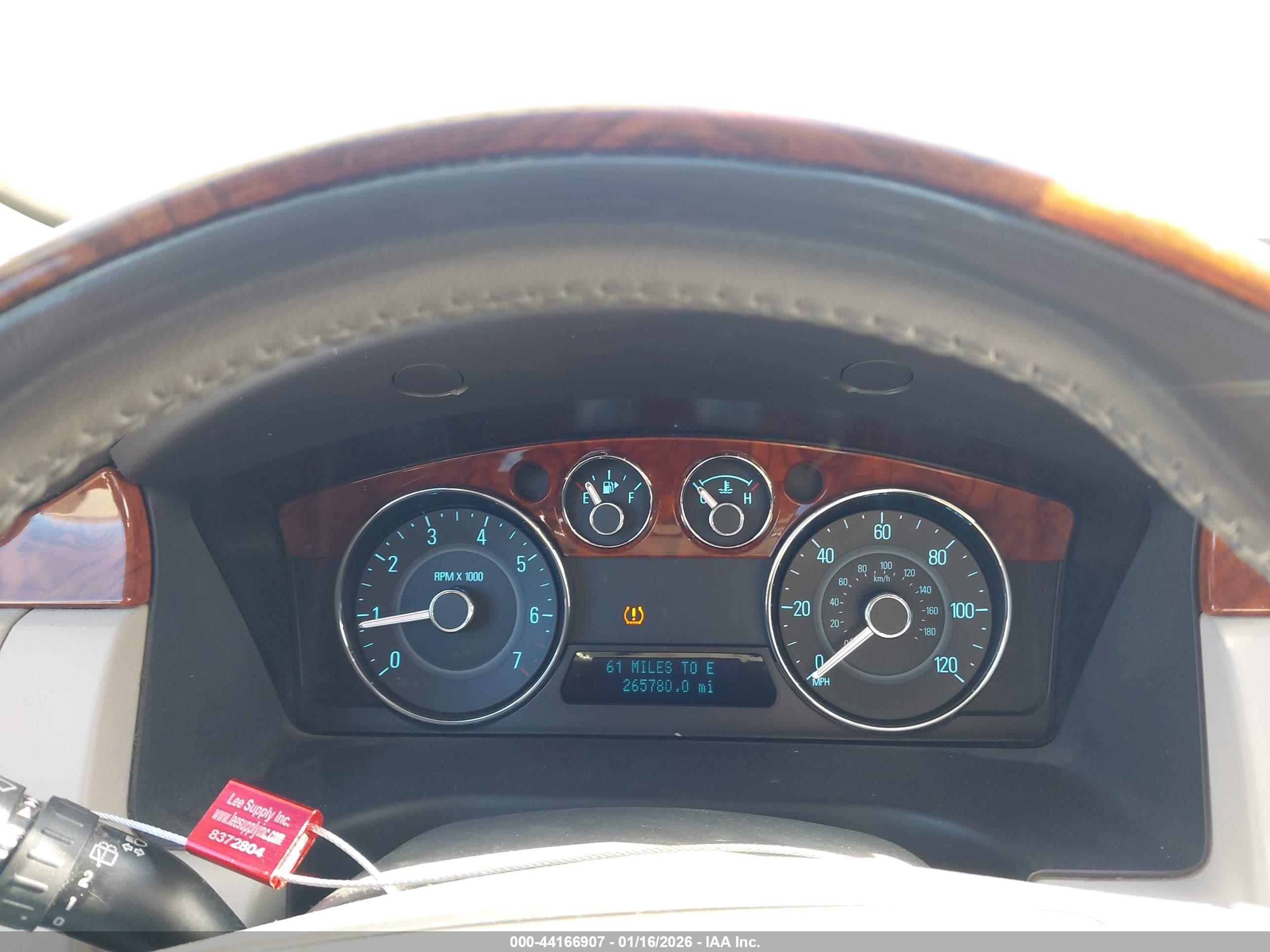 FORD FLEX image 7