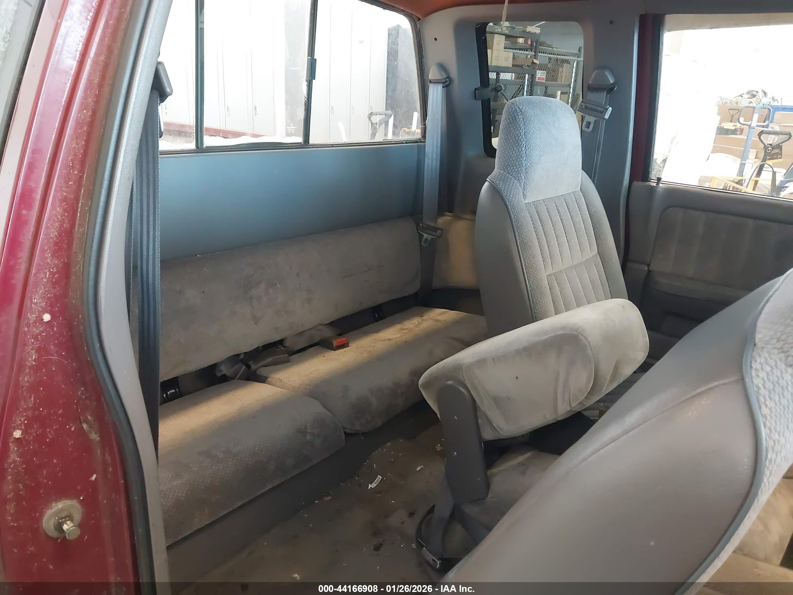 DODGE DAKOTA image 8