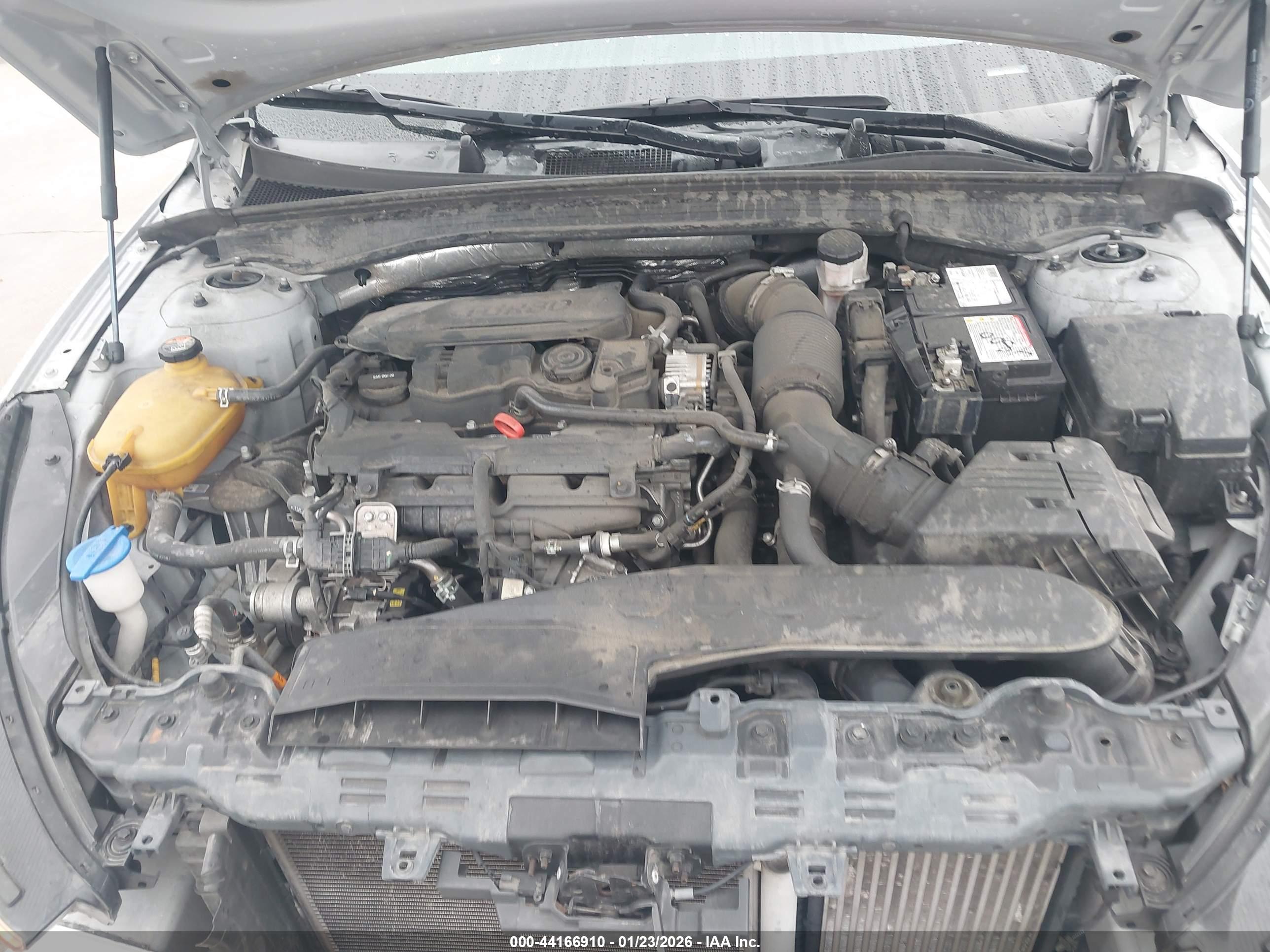 KIA K5 image 10