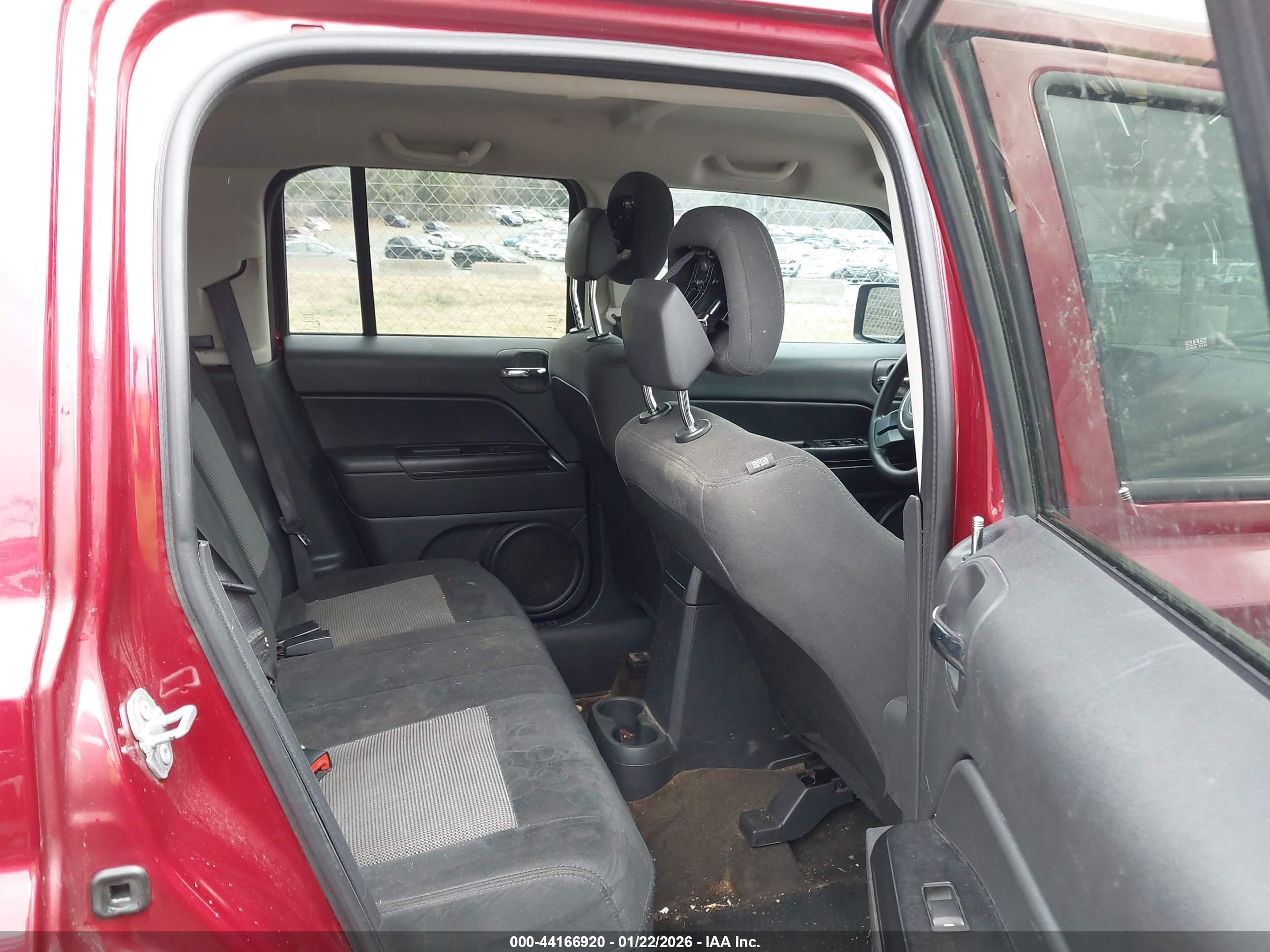 JEEP PATRIOT image 8