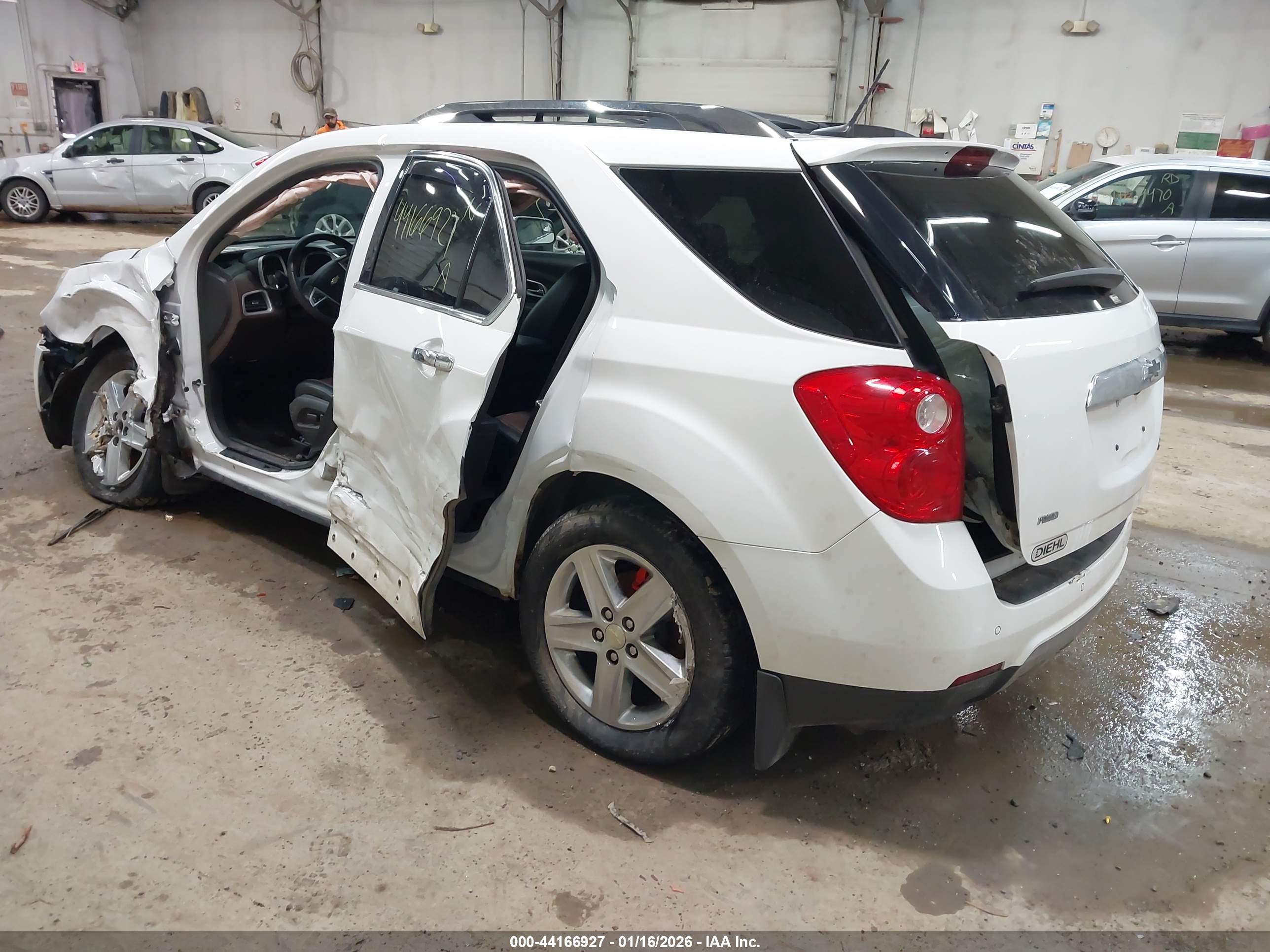 CHEVROLET EQUINOX image 3