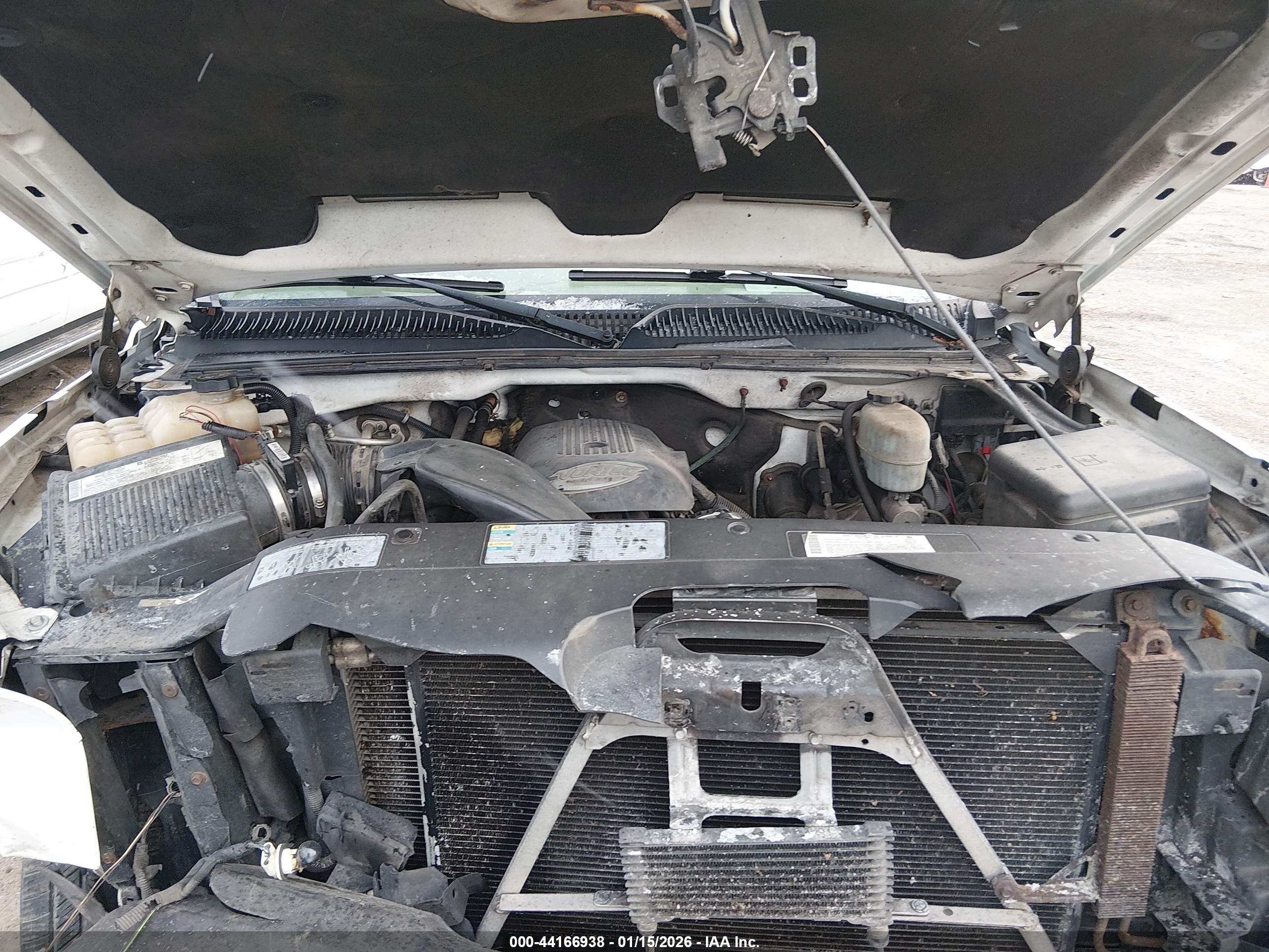 CHEVROLET SILVERADO image 10