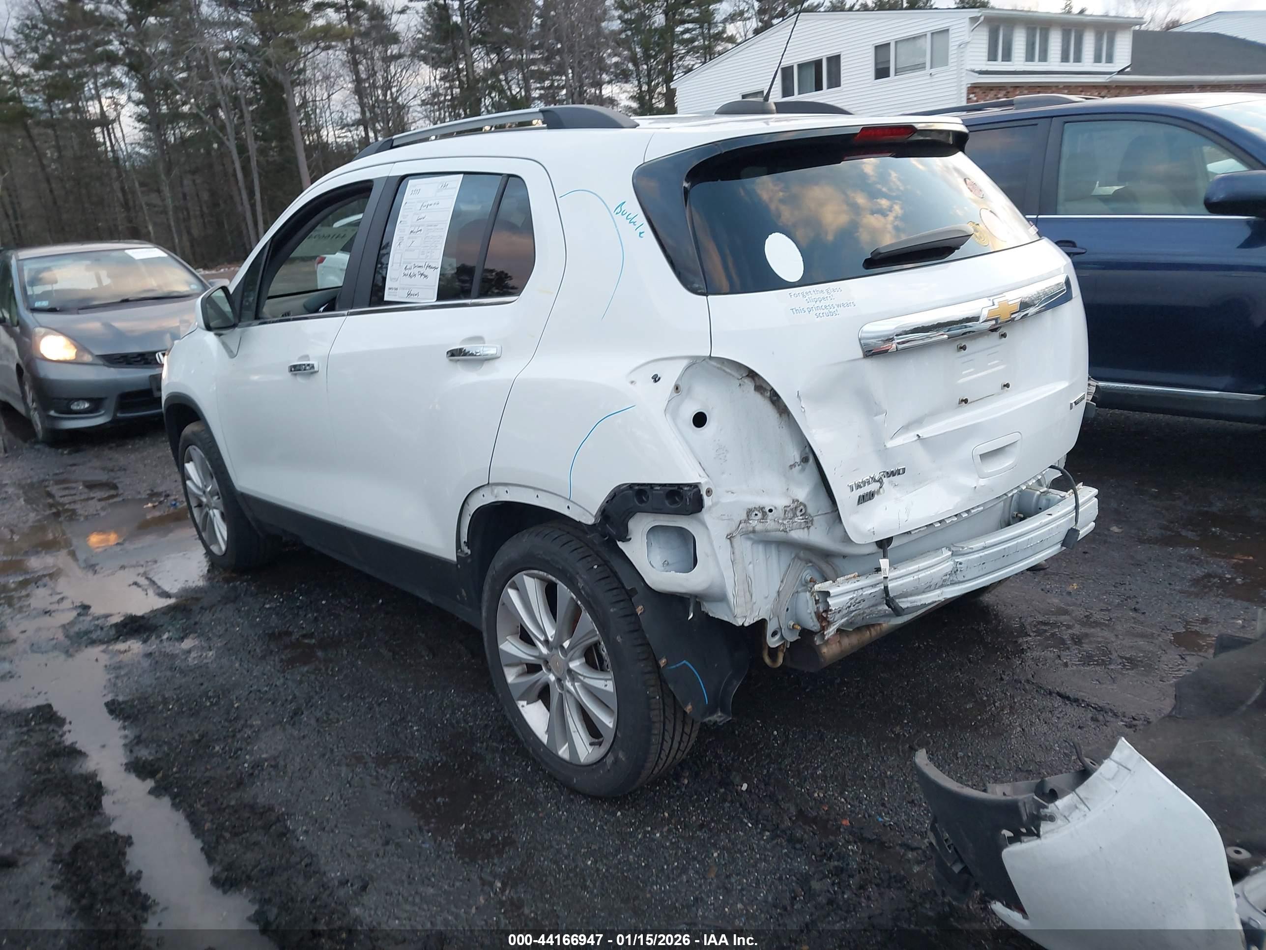 CHEVROLET TRAX image 3