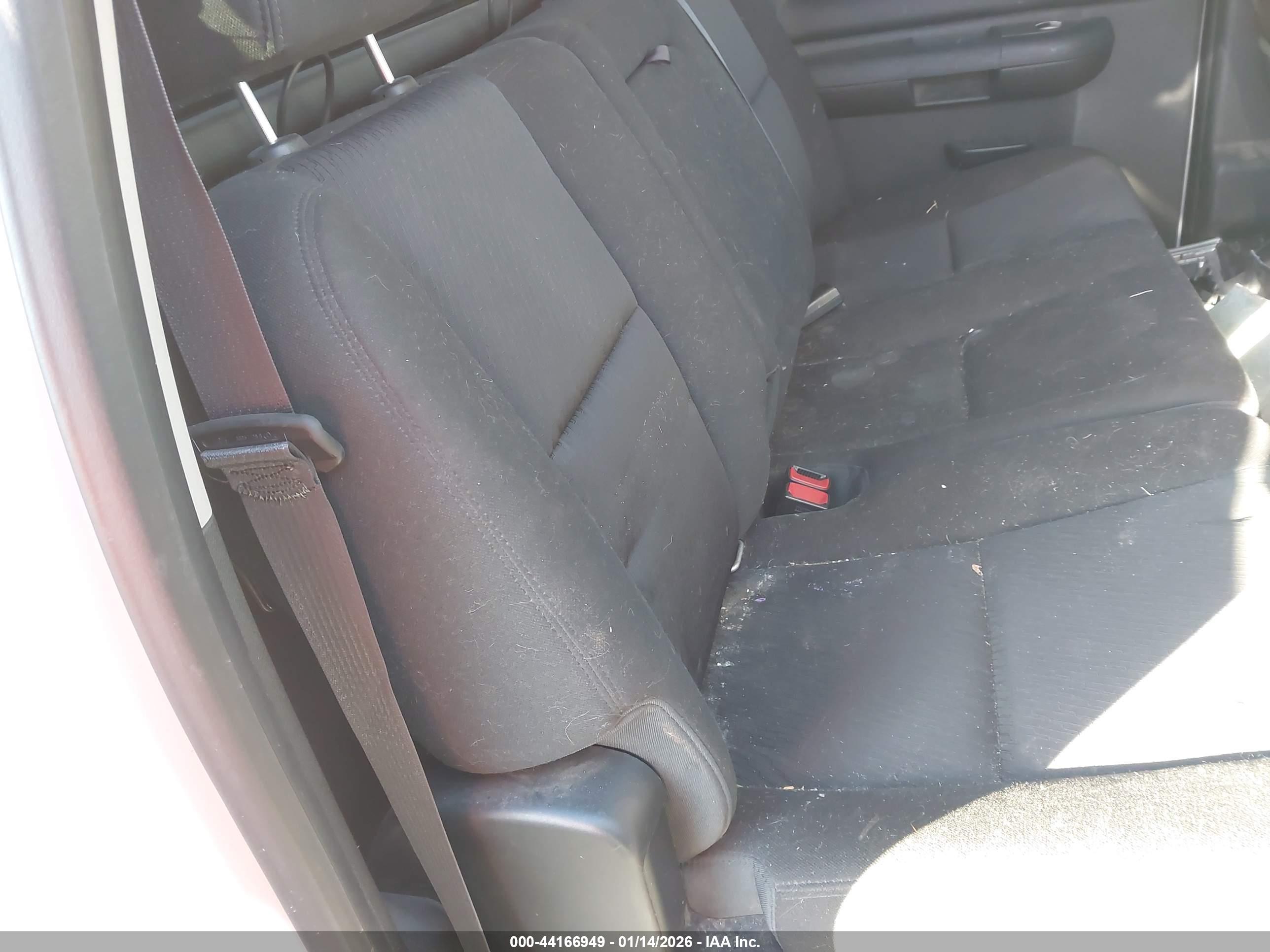 CHEVROLET SILVERADO image 8