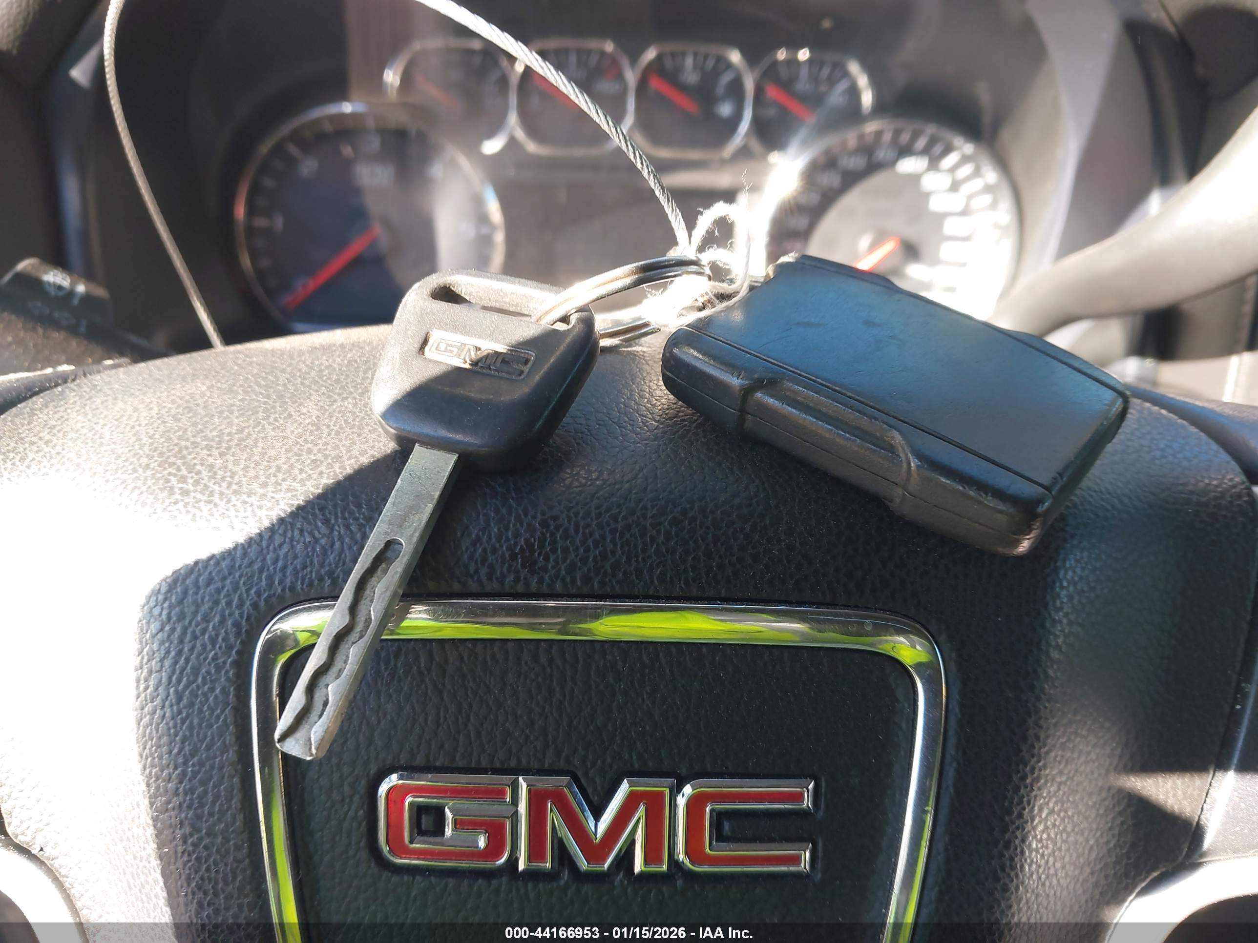 GMC SIERRA image 11
