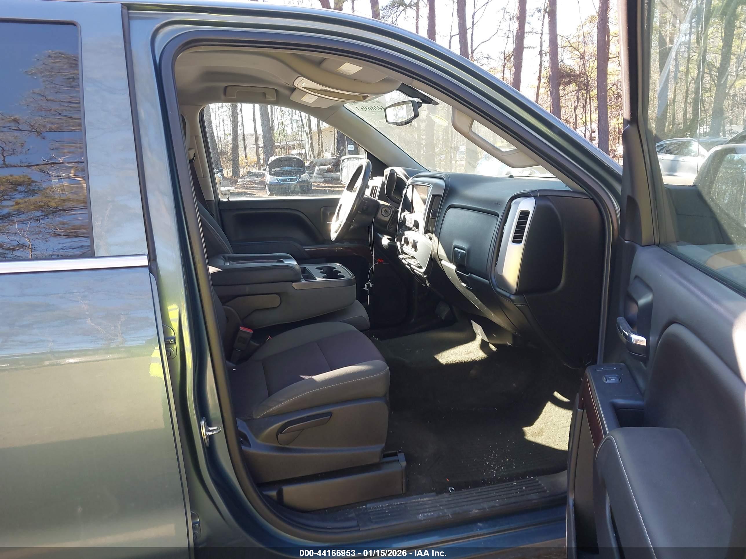 GMC SIERRA image 5