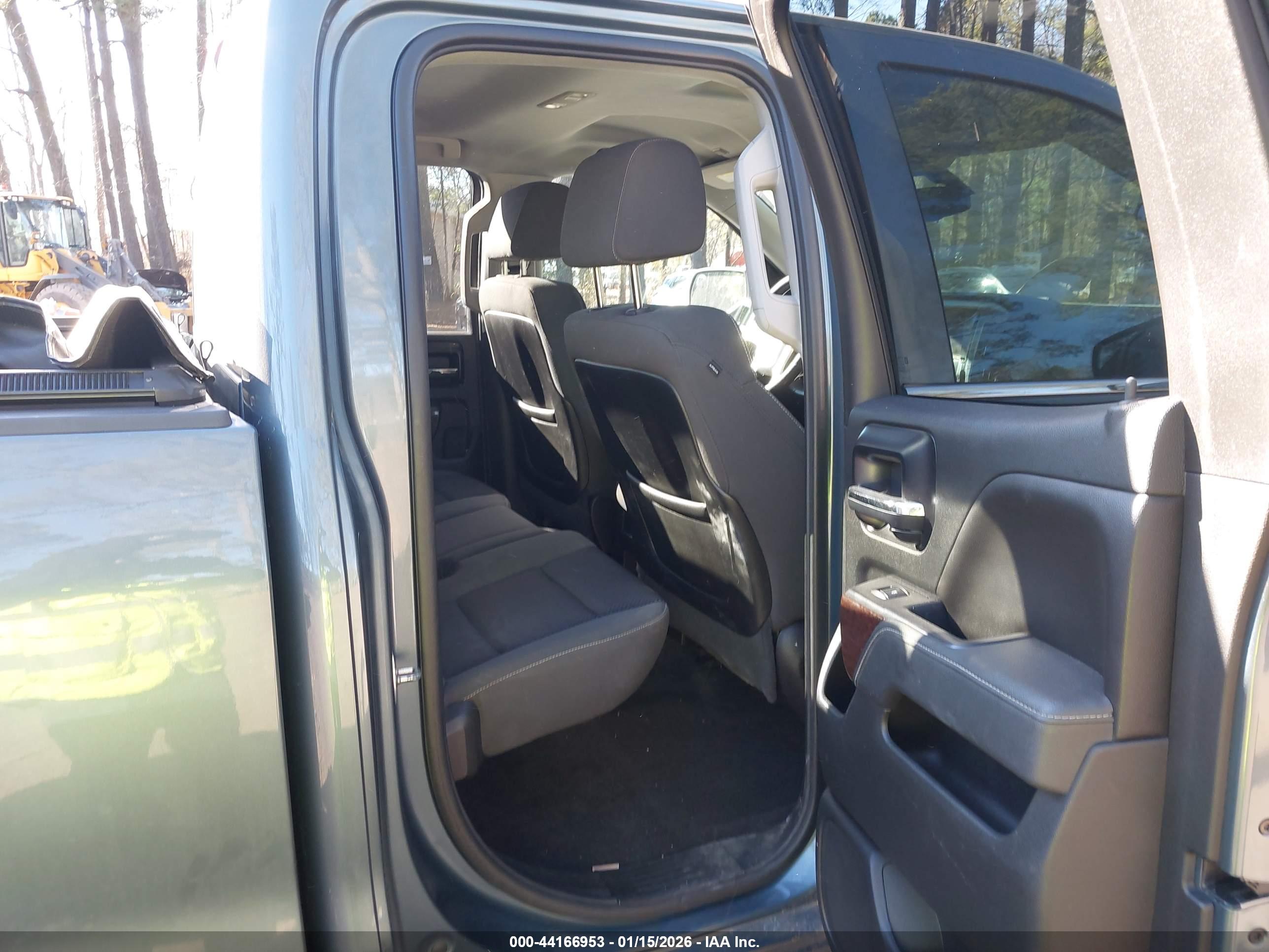 GMC SIERRA image 8