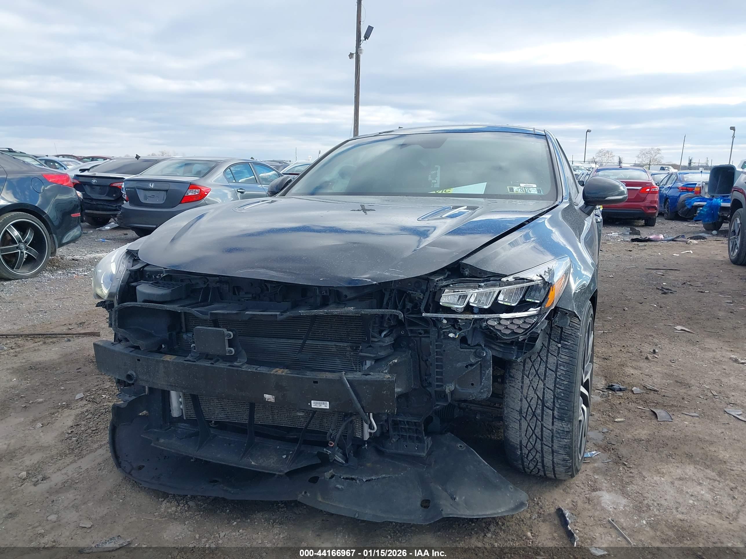 KIA STINGER image 6