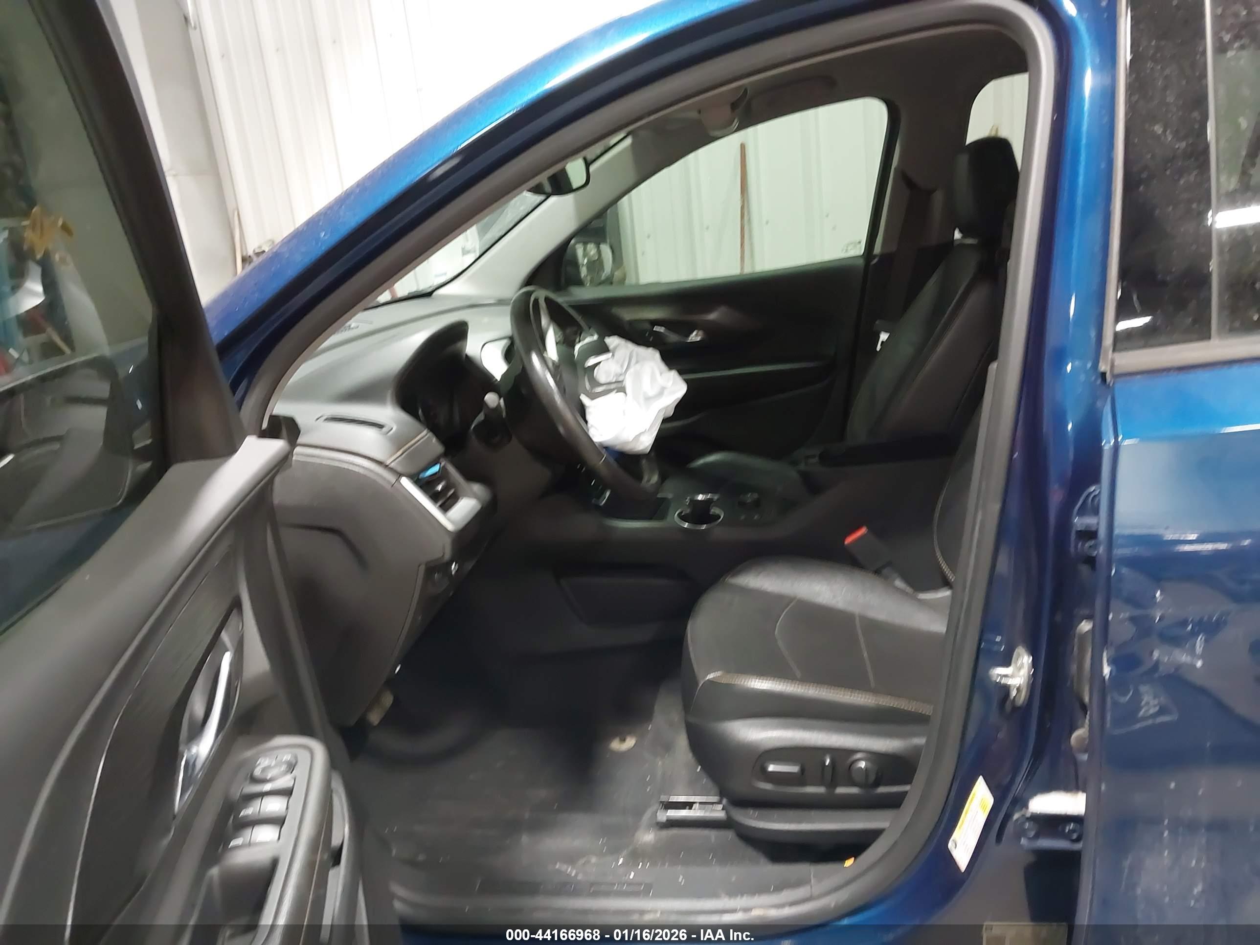 GMC TERRAIN image 5