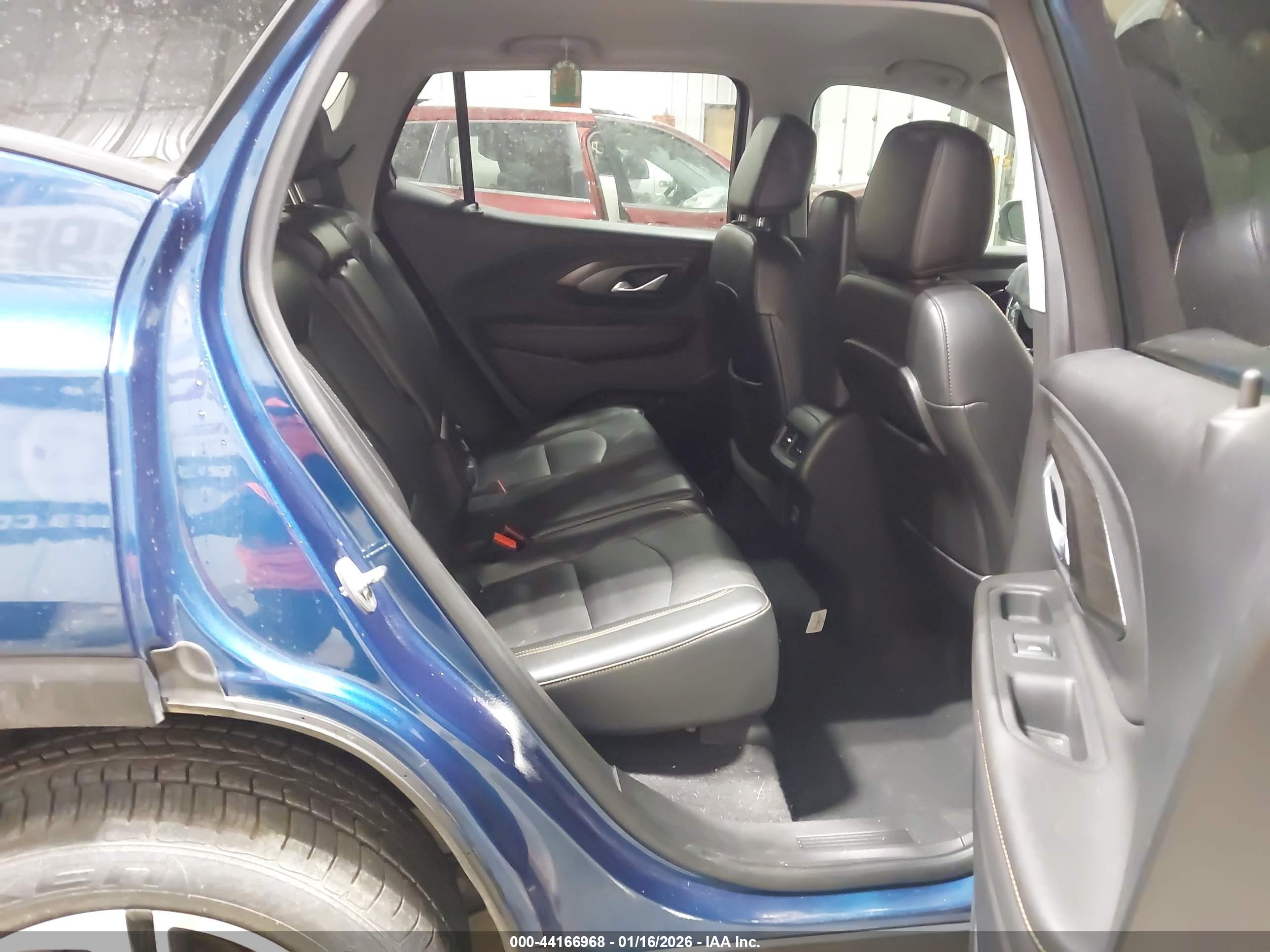GMC TERRAIN image 8