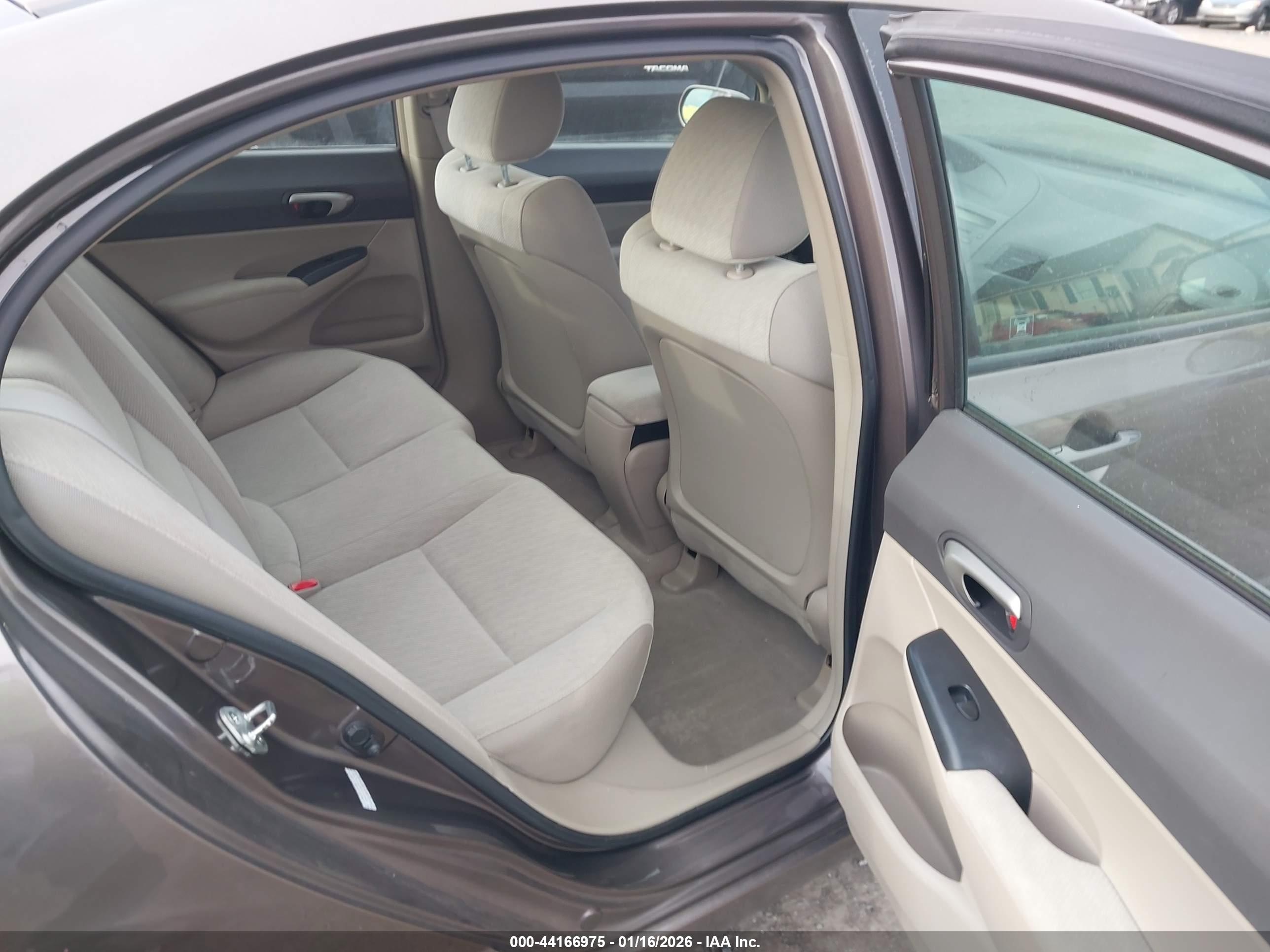 HONDA CIVIC image 8