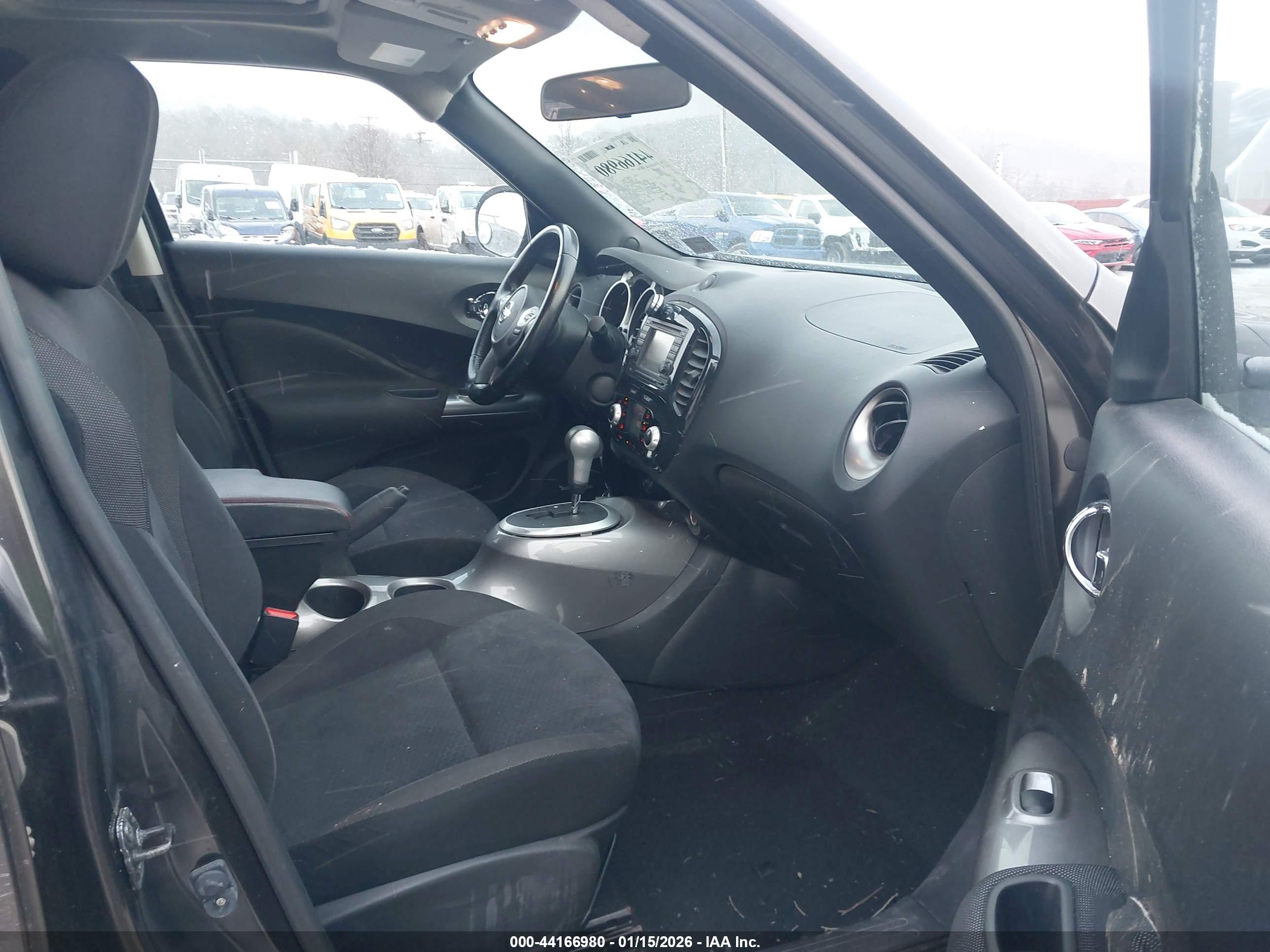 NISSAN JUKE image 5