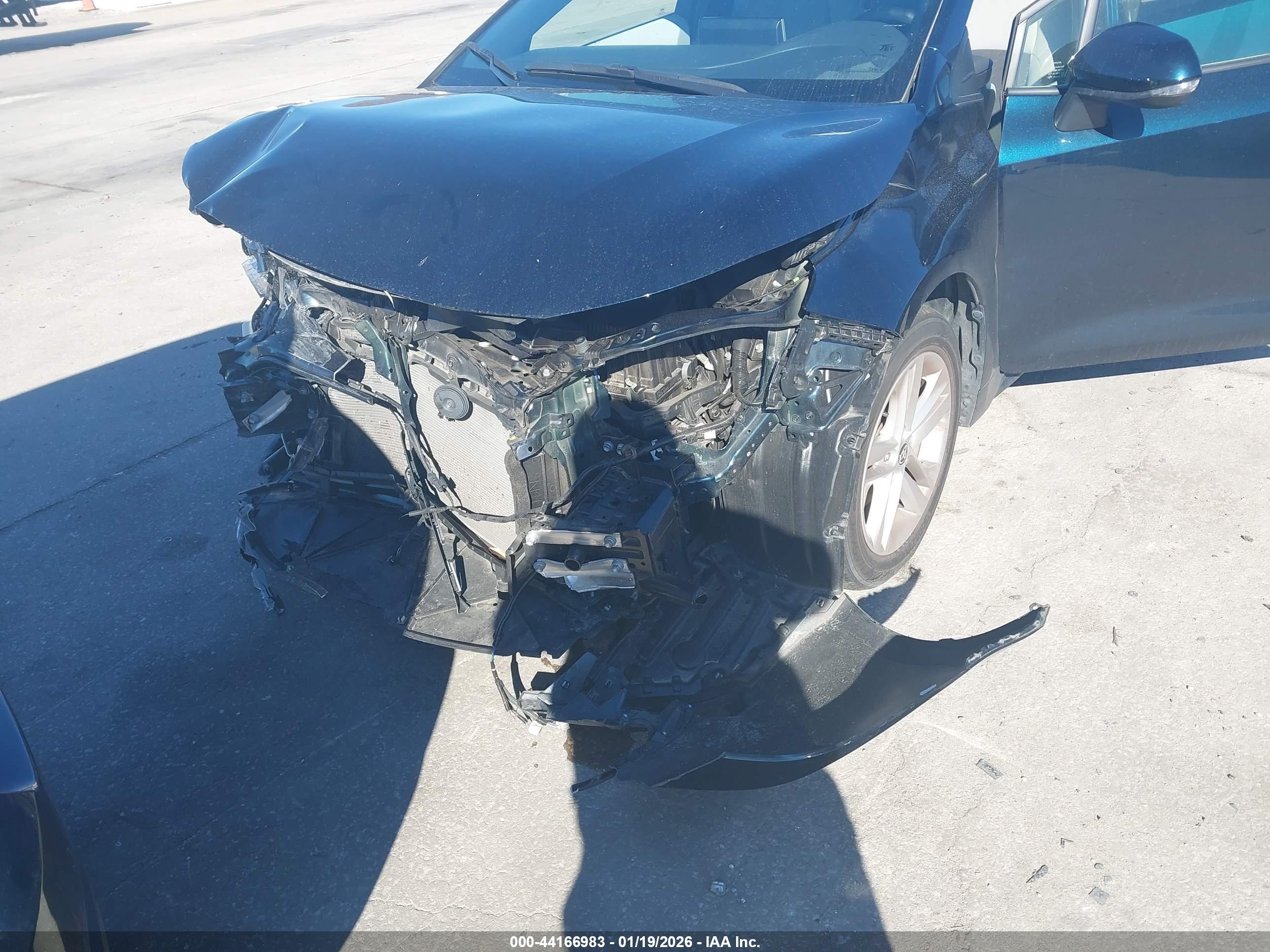 TOYOTA COROLLA image 6