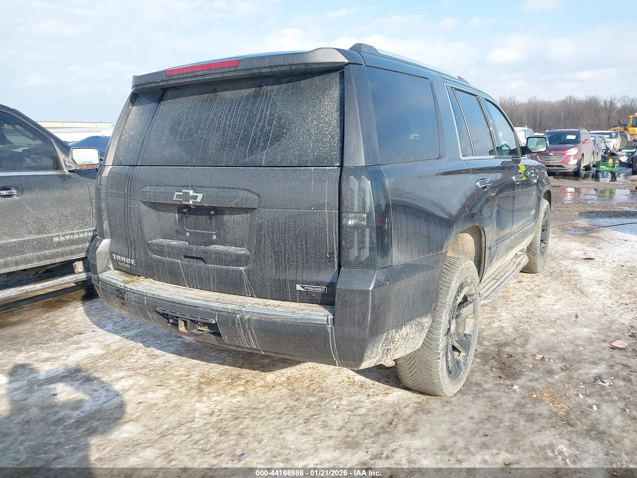 CHEVROLET TAHOE image 4