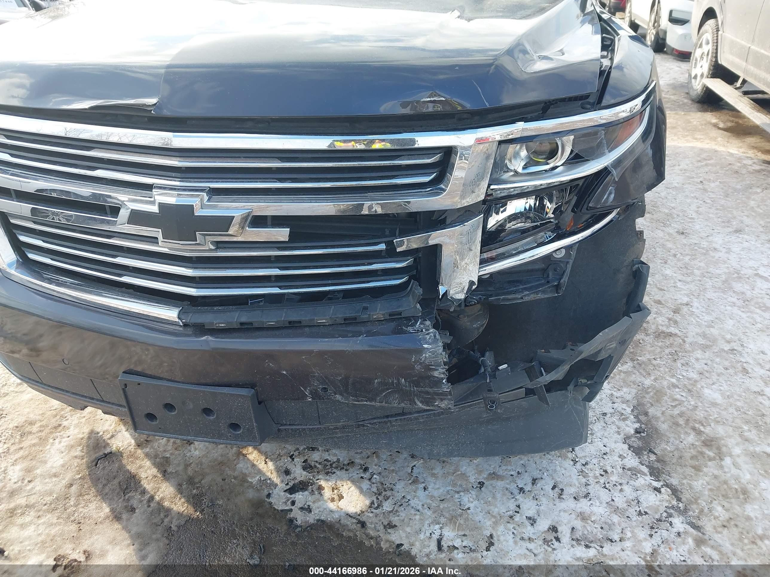 CHEVROLET TAHOE image 6