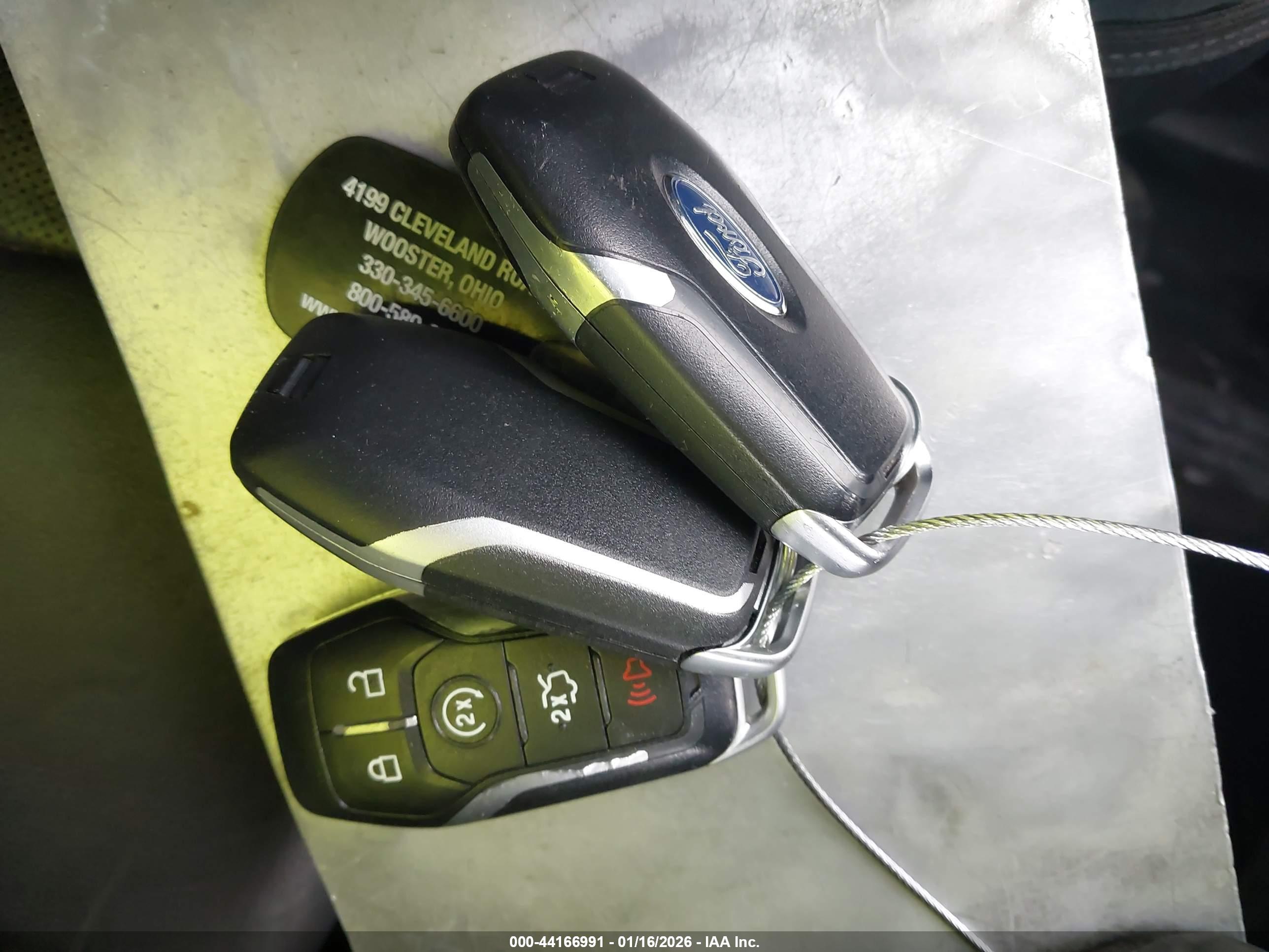 FORD FUSION image 11