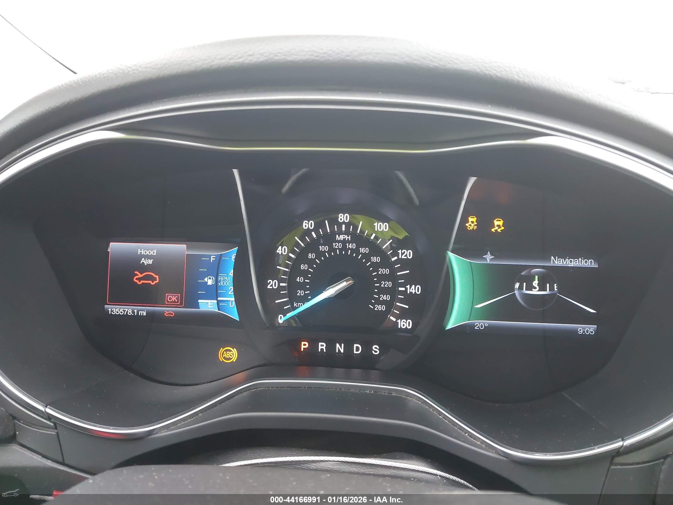 FORD FUSION image 7
