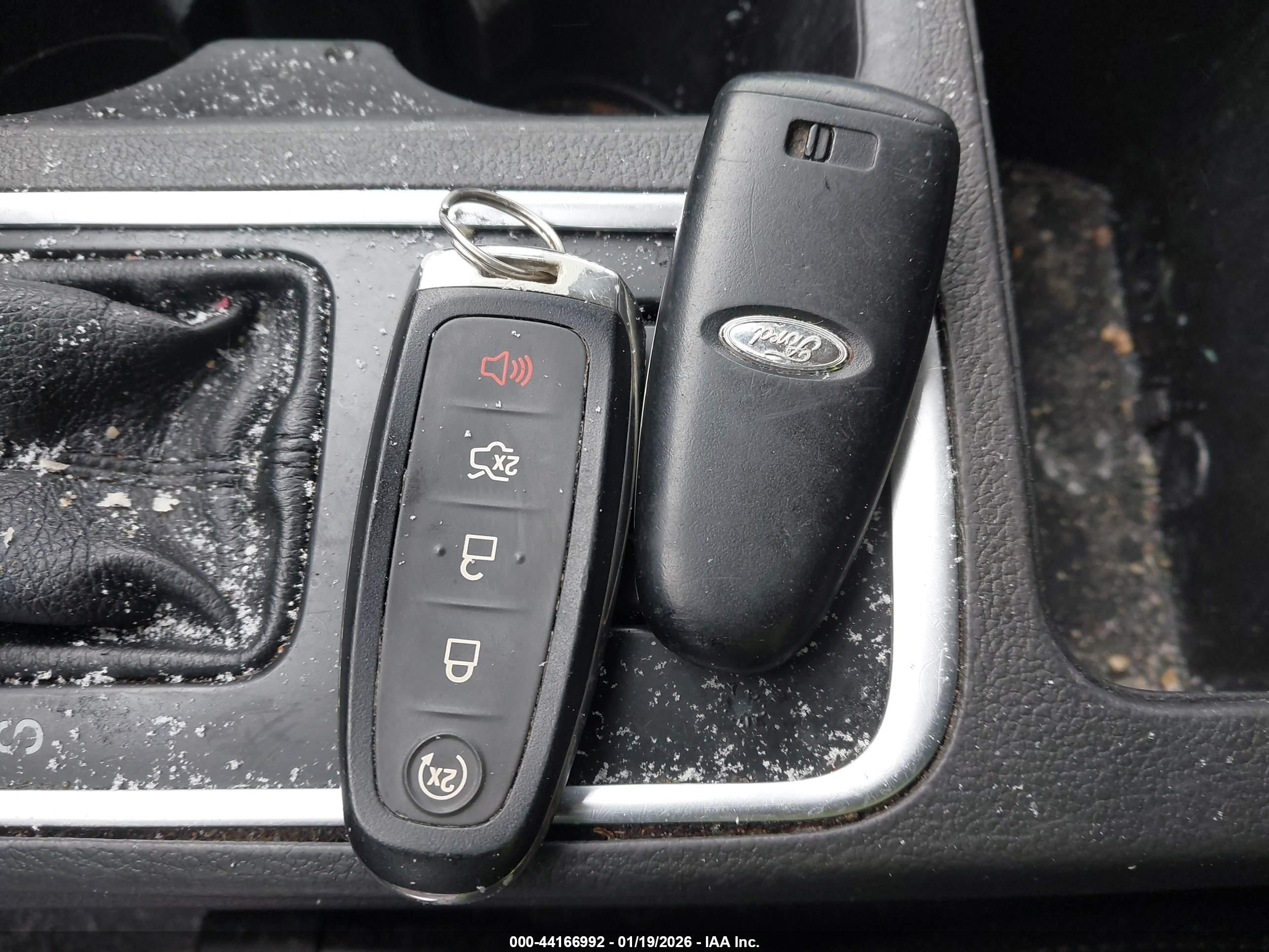 FORD ESCAPE image 11