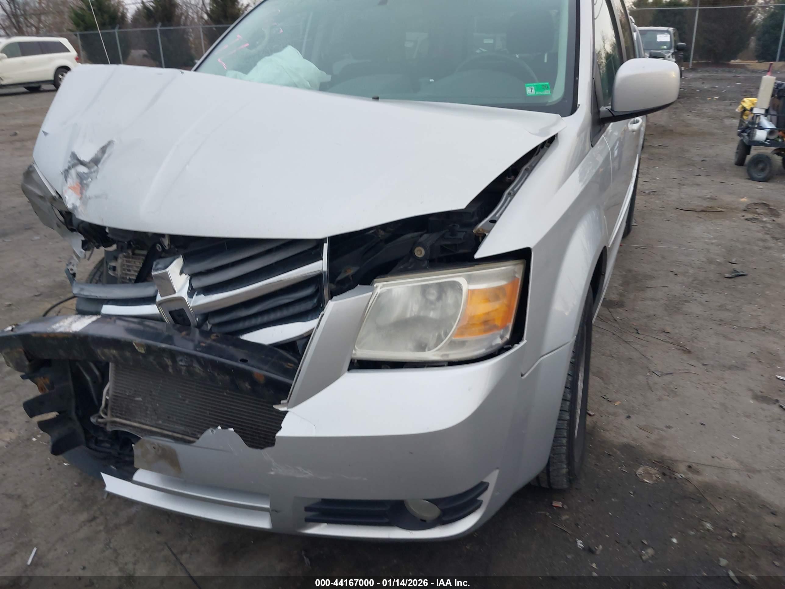 DODGE GRAND image 6