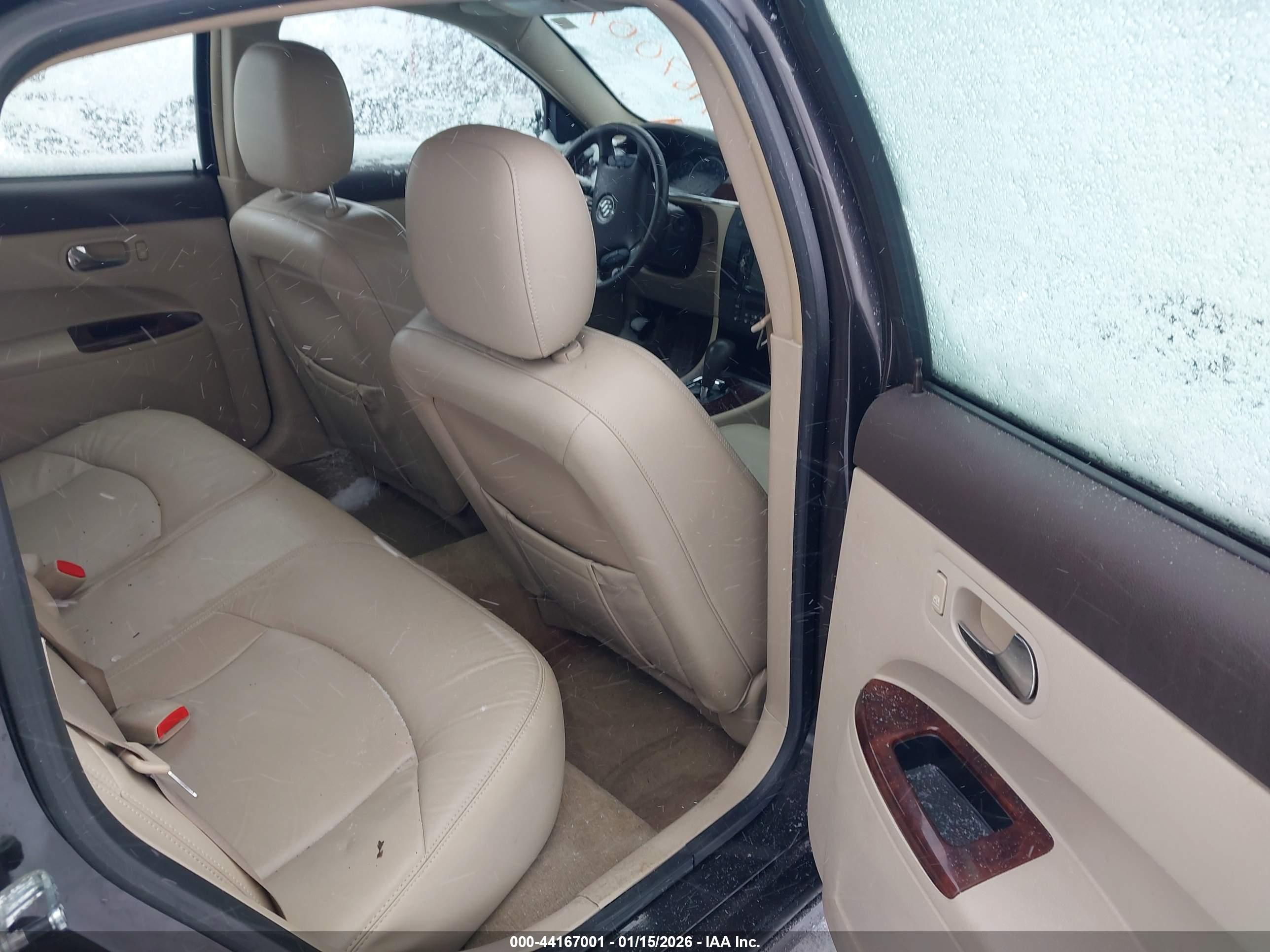 BUICK LACROSSE image 8