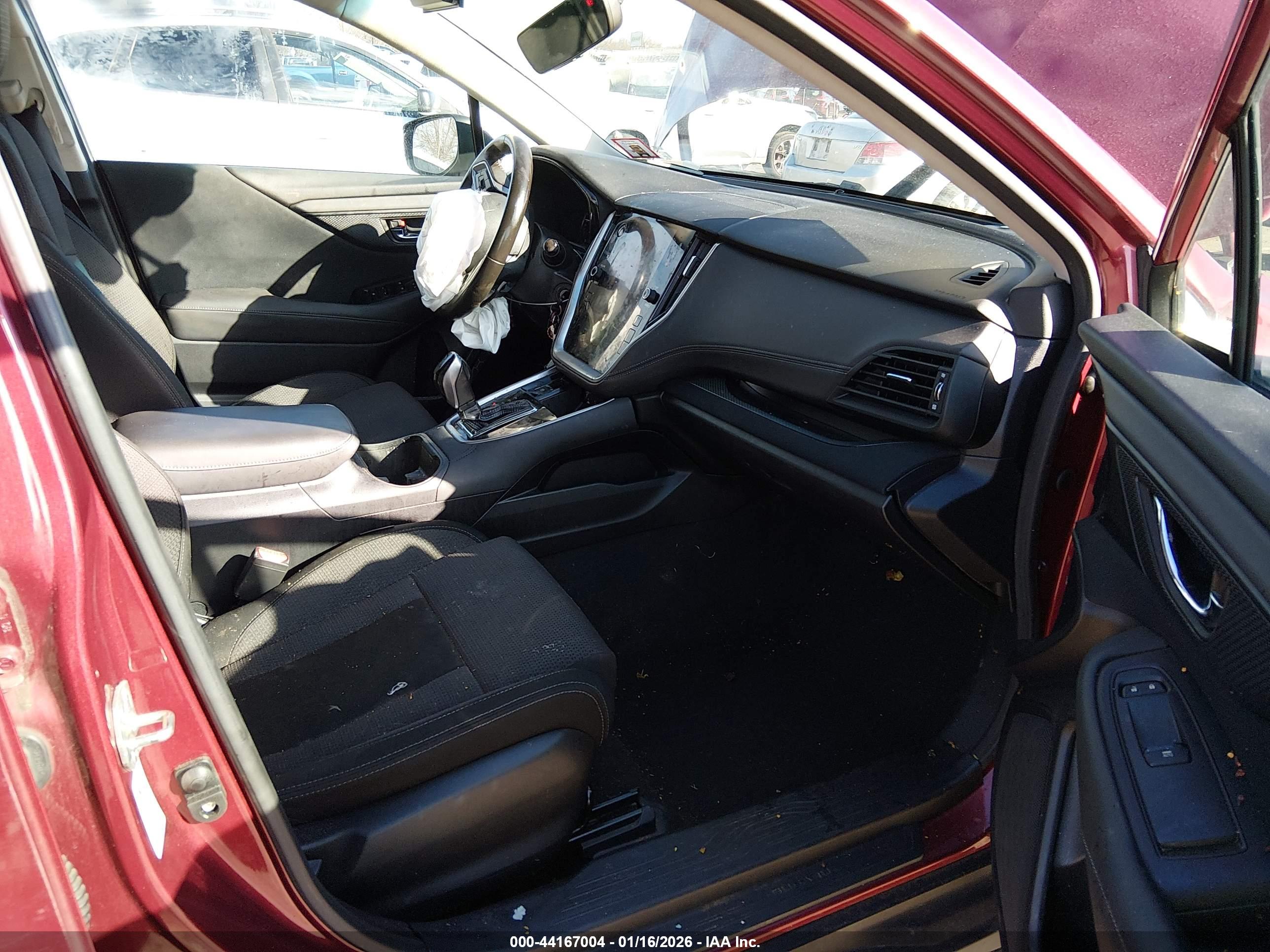 SUBARU OUTBACK image 5