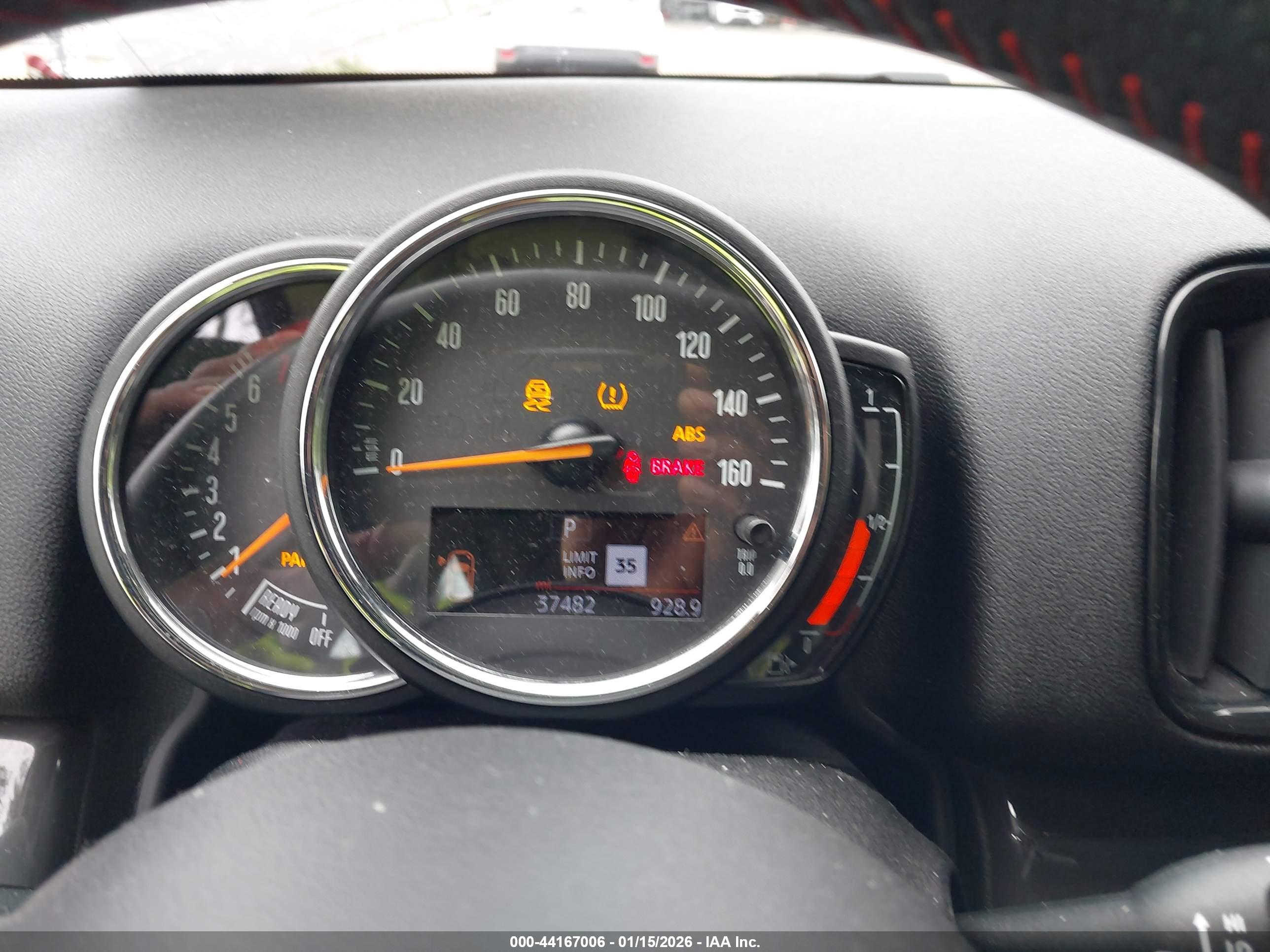 MINI COUNTRYMAN image 7