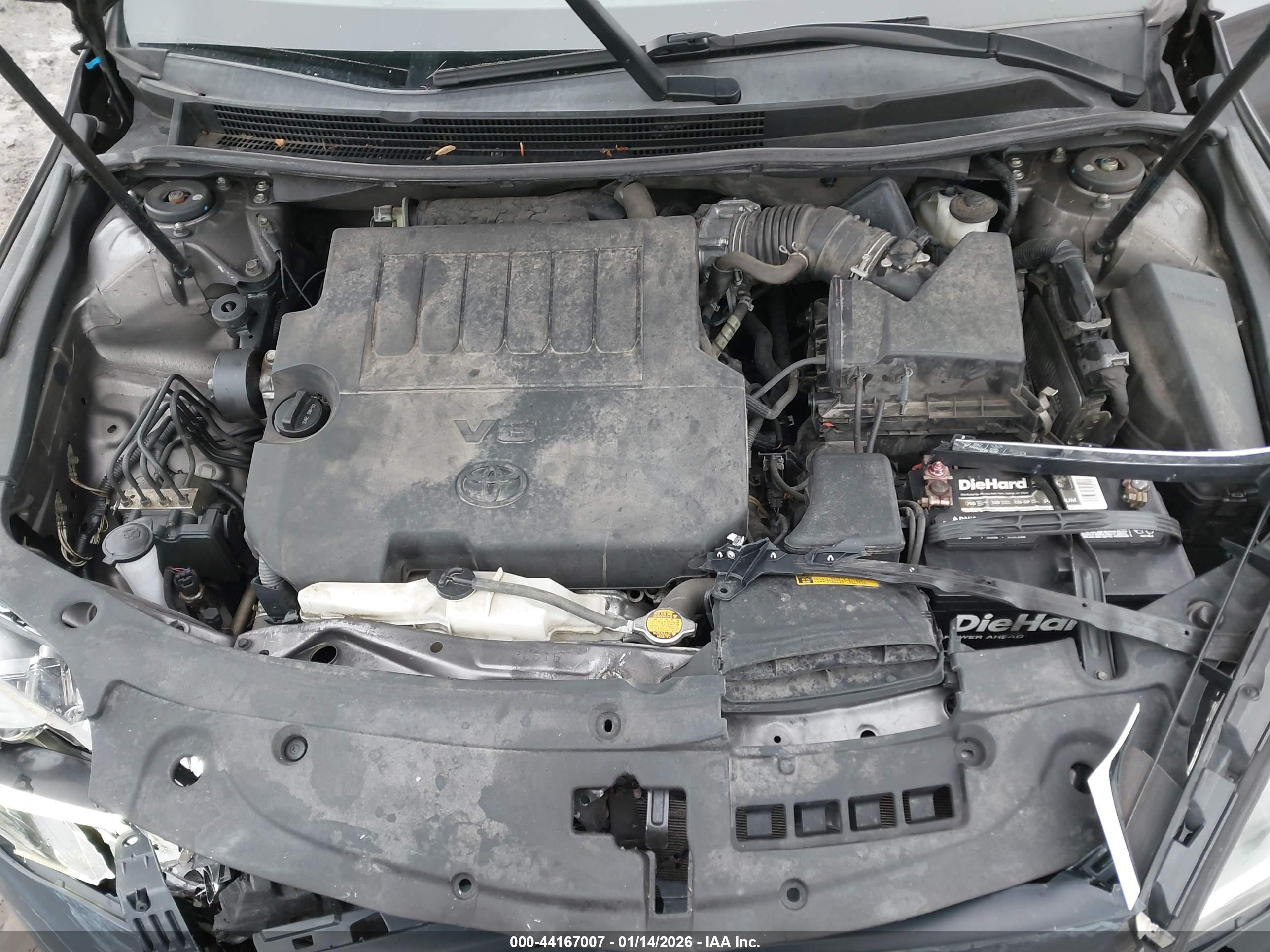 TOYOTA AVALON image 10