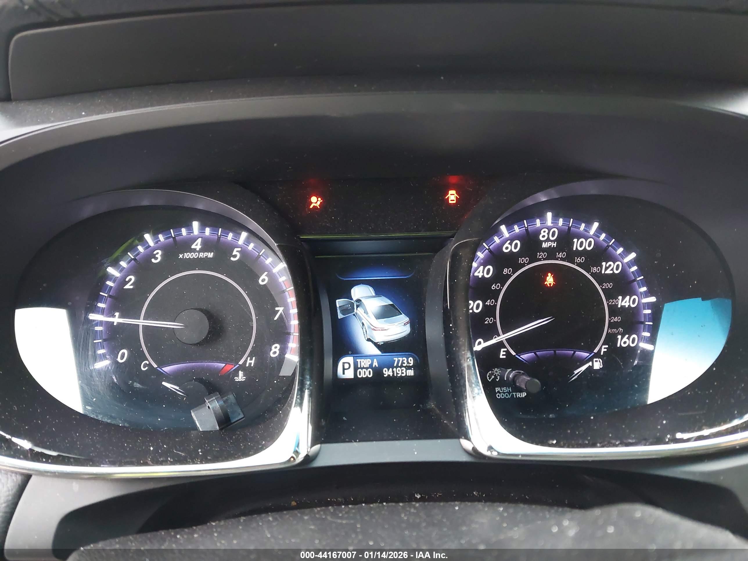 TOYOTA AVALON image 7