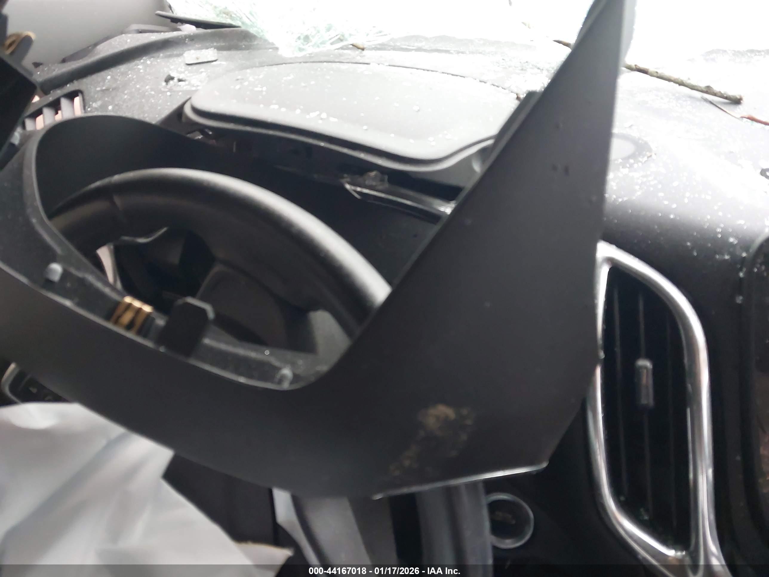 CHEVROLET EQUINOX image 7