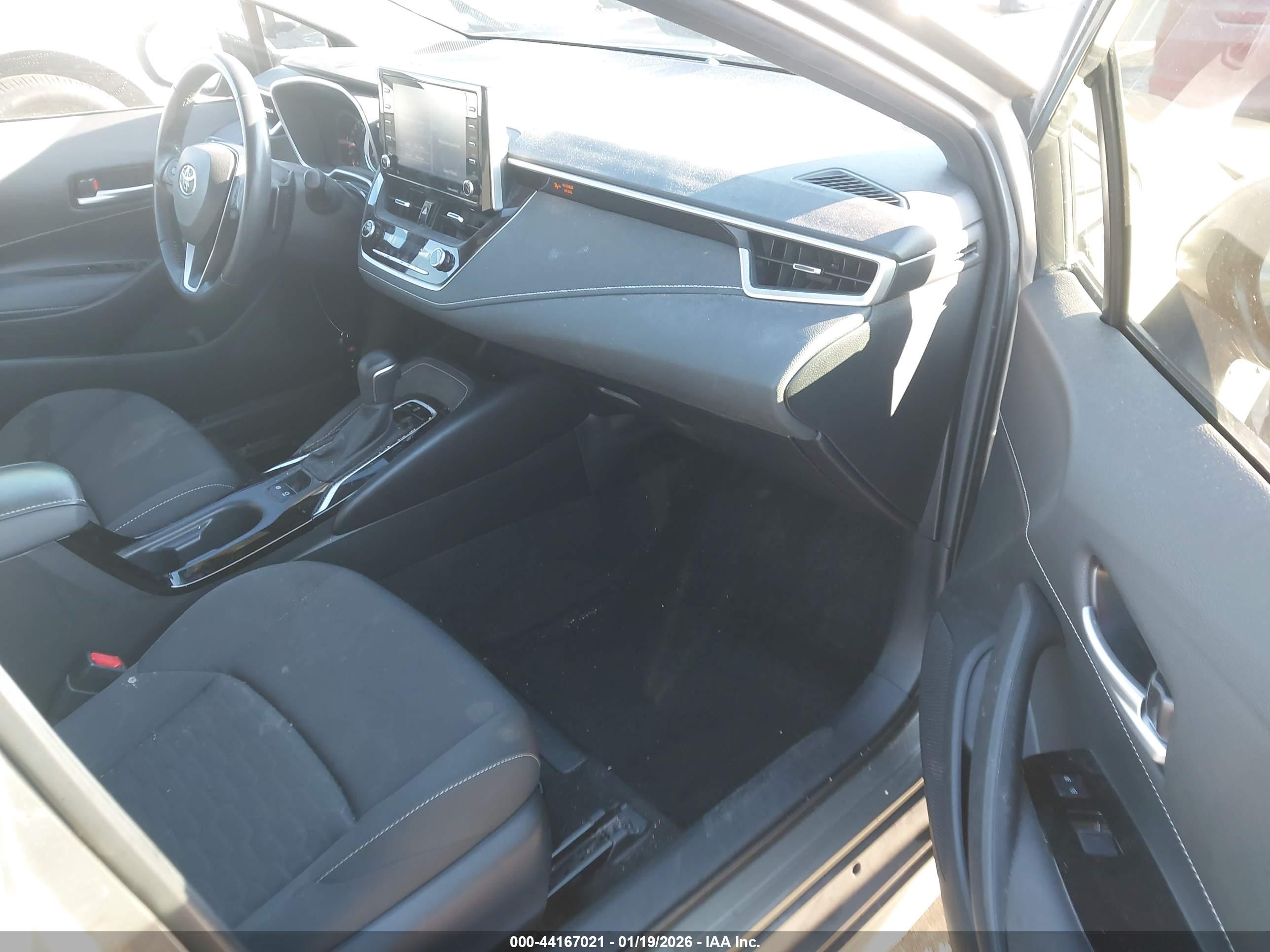 TOYOTA COROLLA image 5