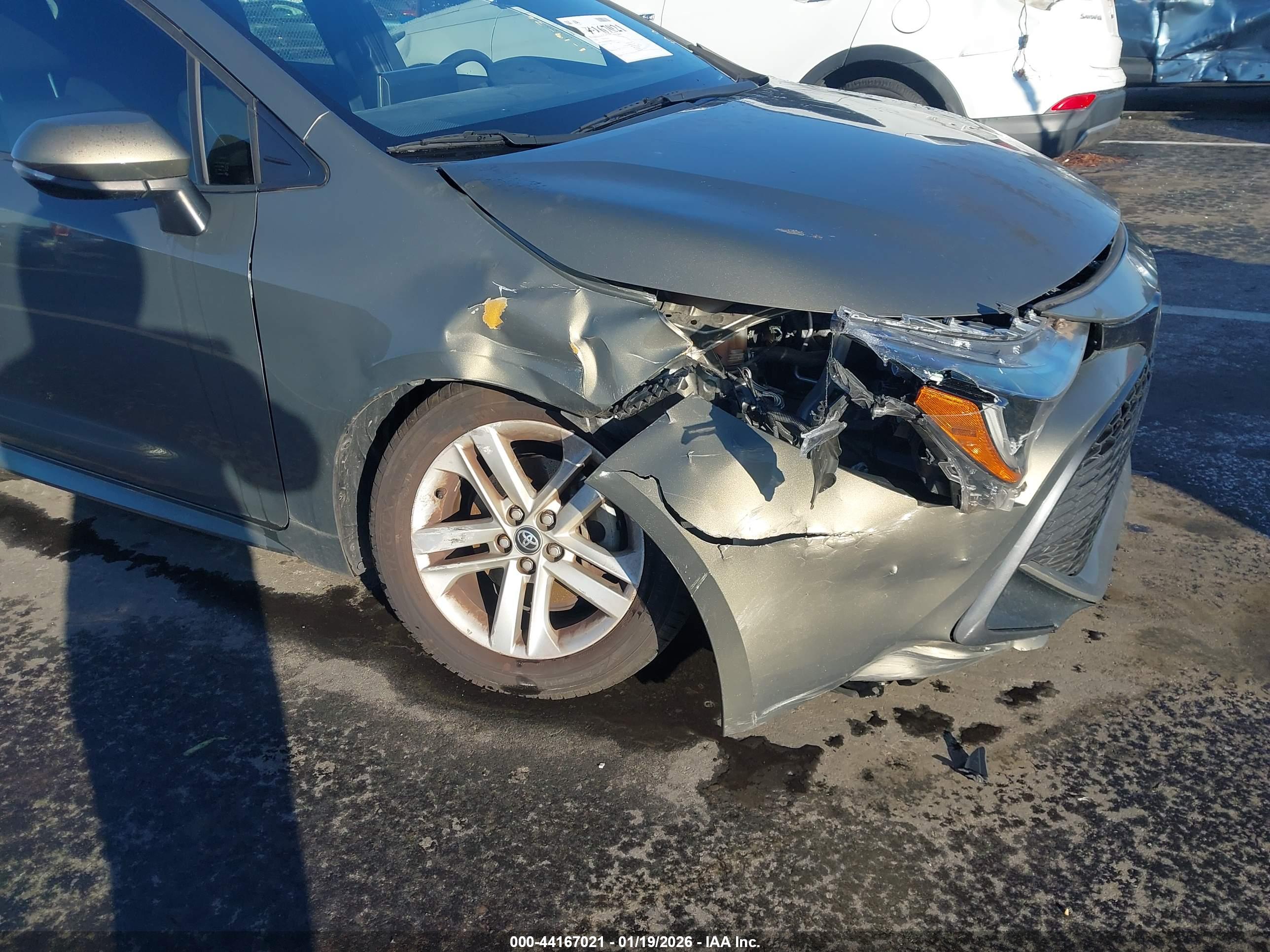 TOYOTA COROLLA image 6