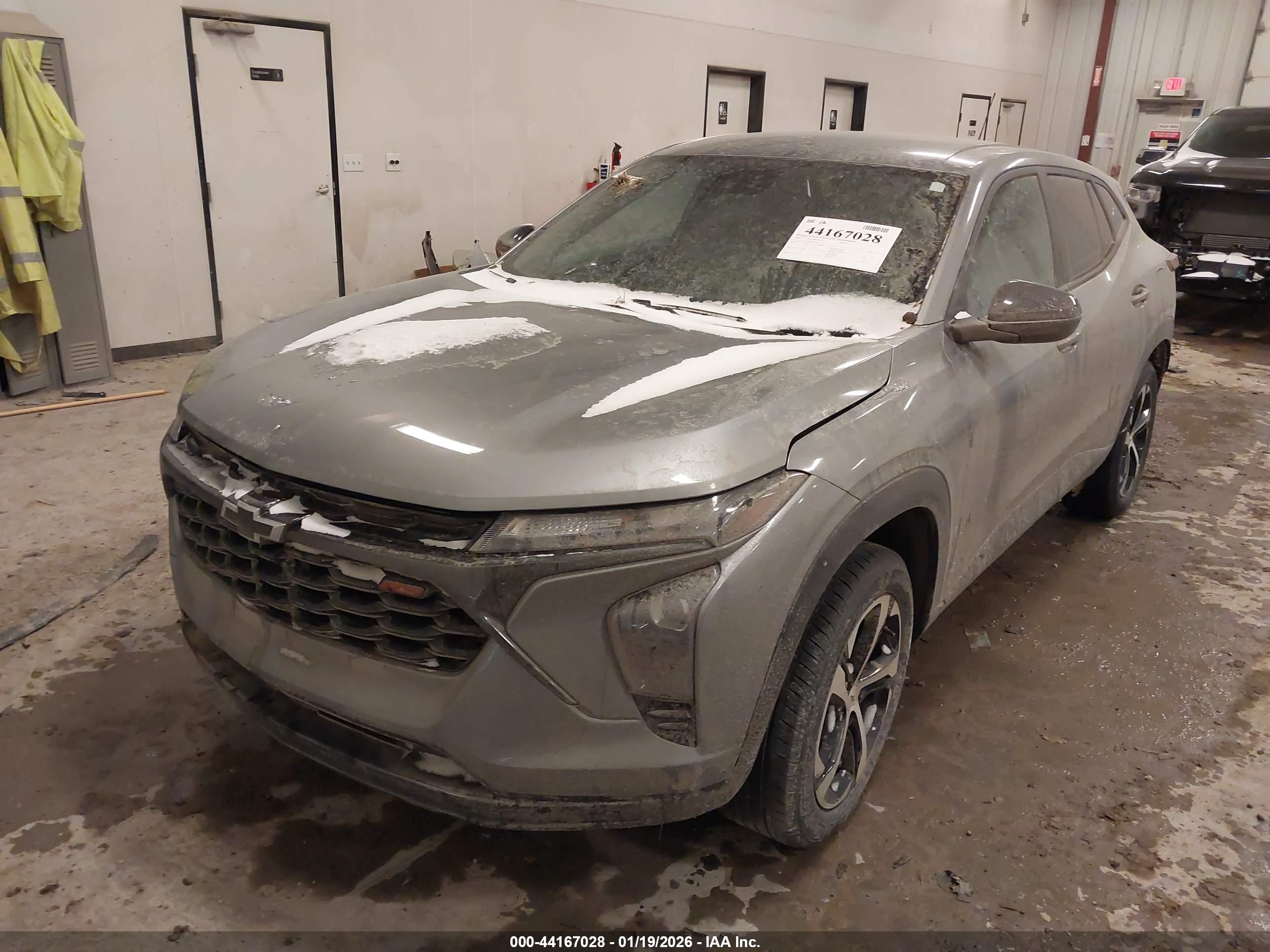 CHEVROLET TRAX image 2