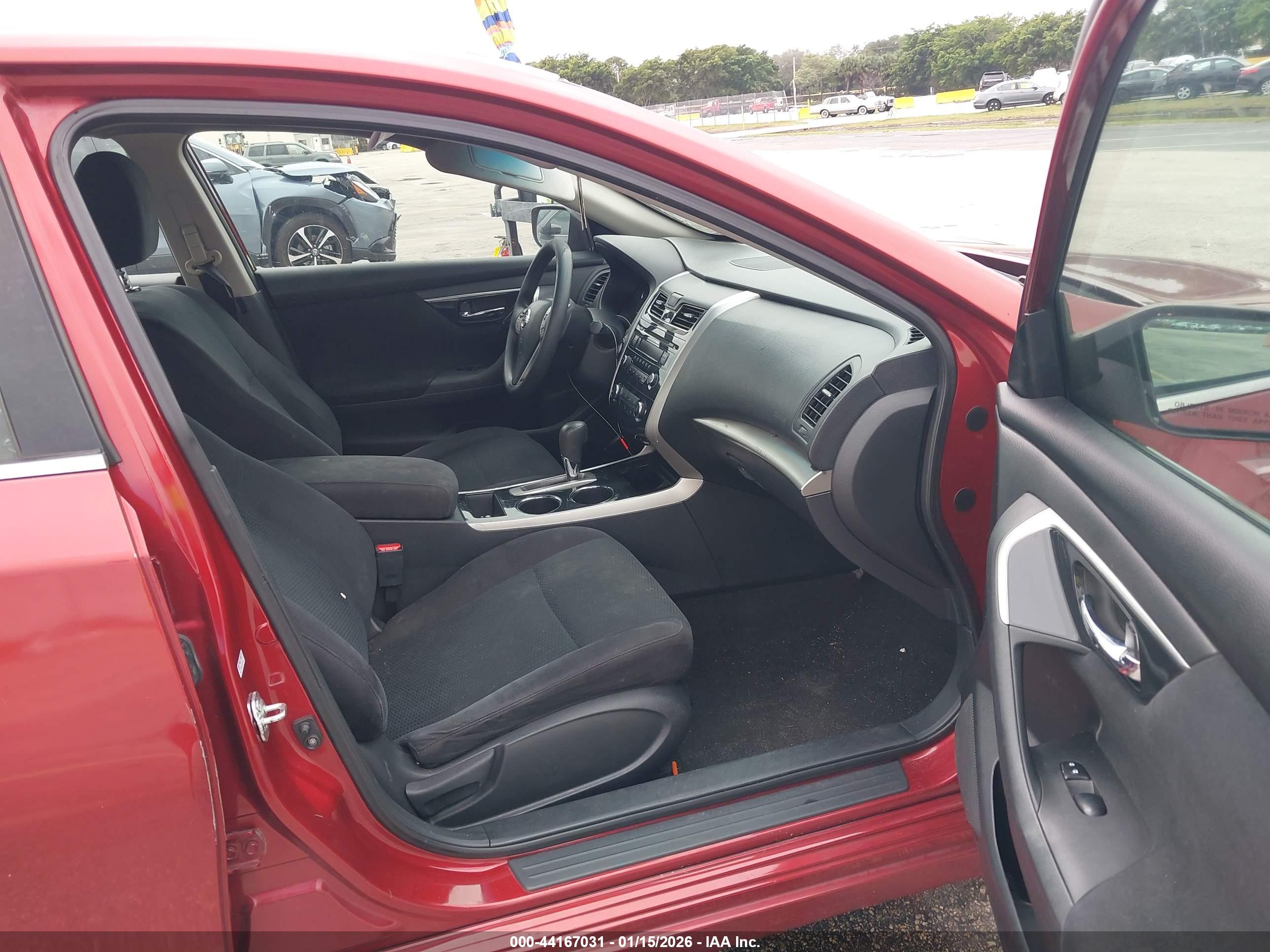 NISSAN ALTIMA image 5