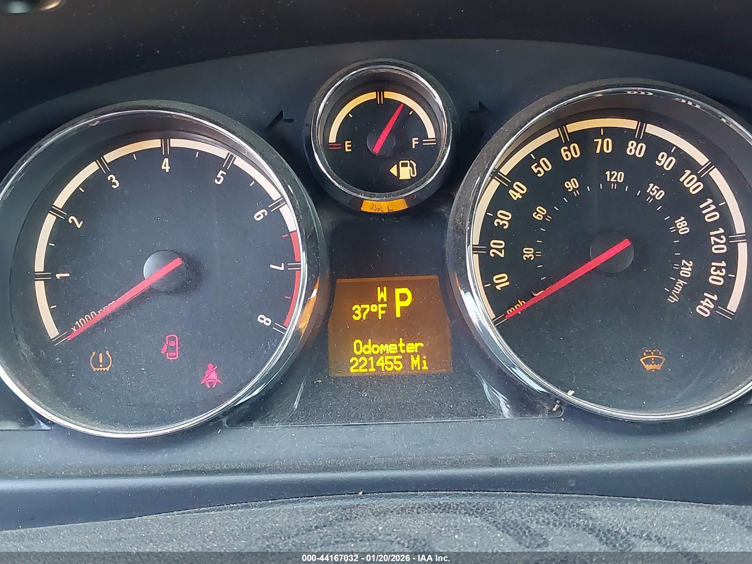 SATURN VUE image 7