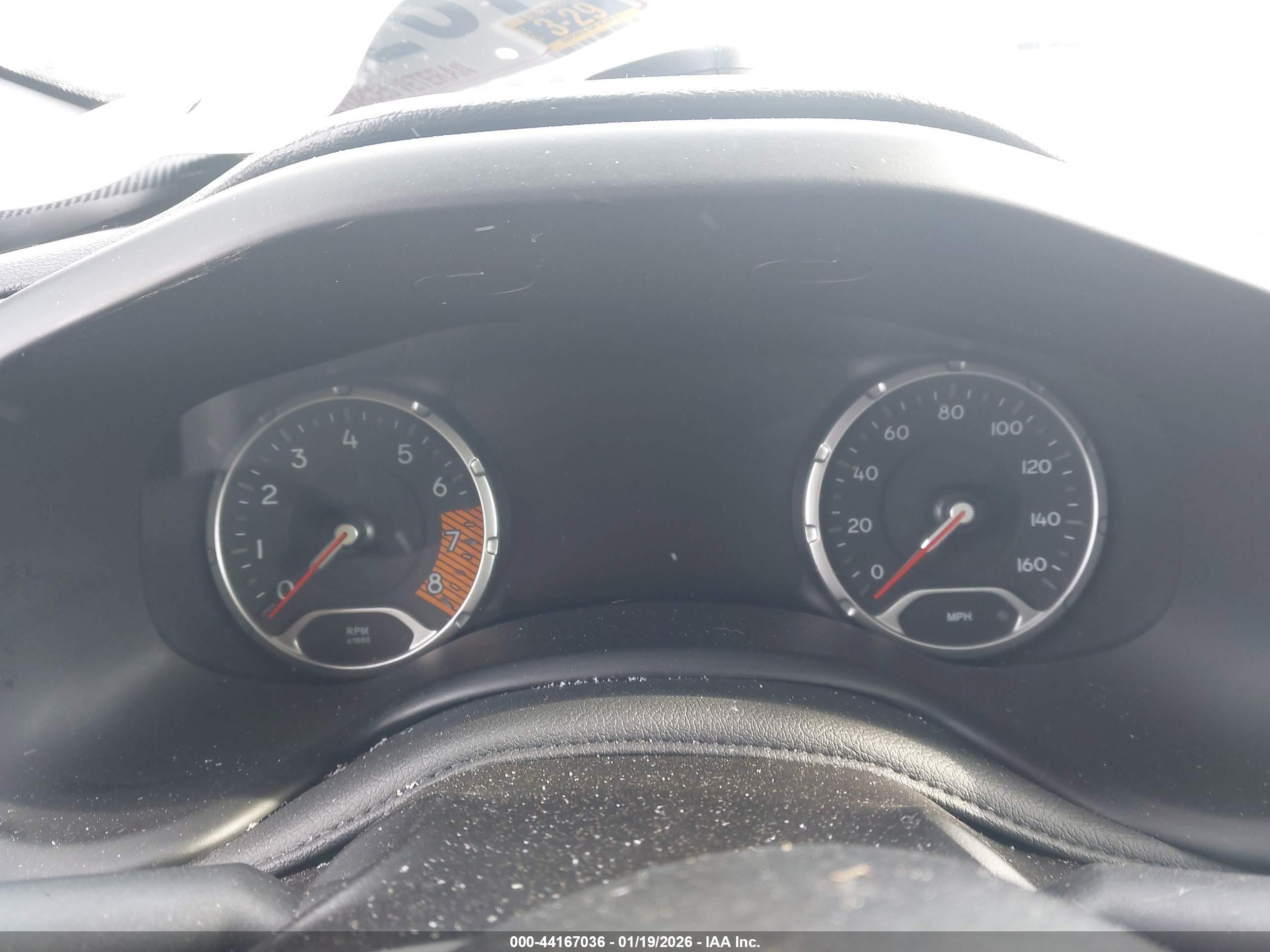 JEEP RENEGADE image 7