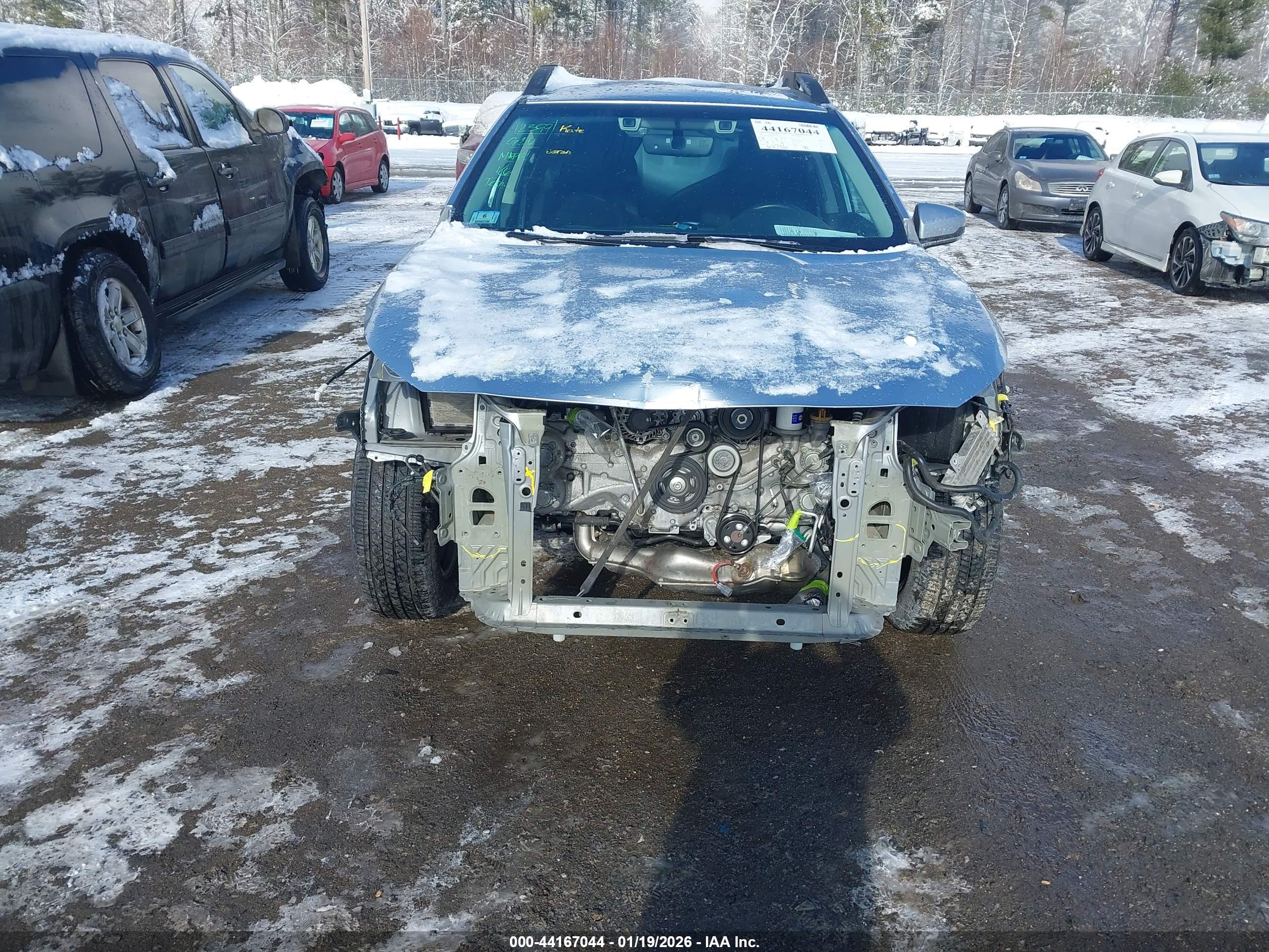 SUBARU OUTBACK image 6