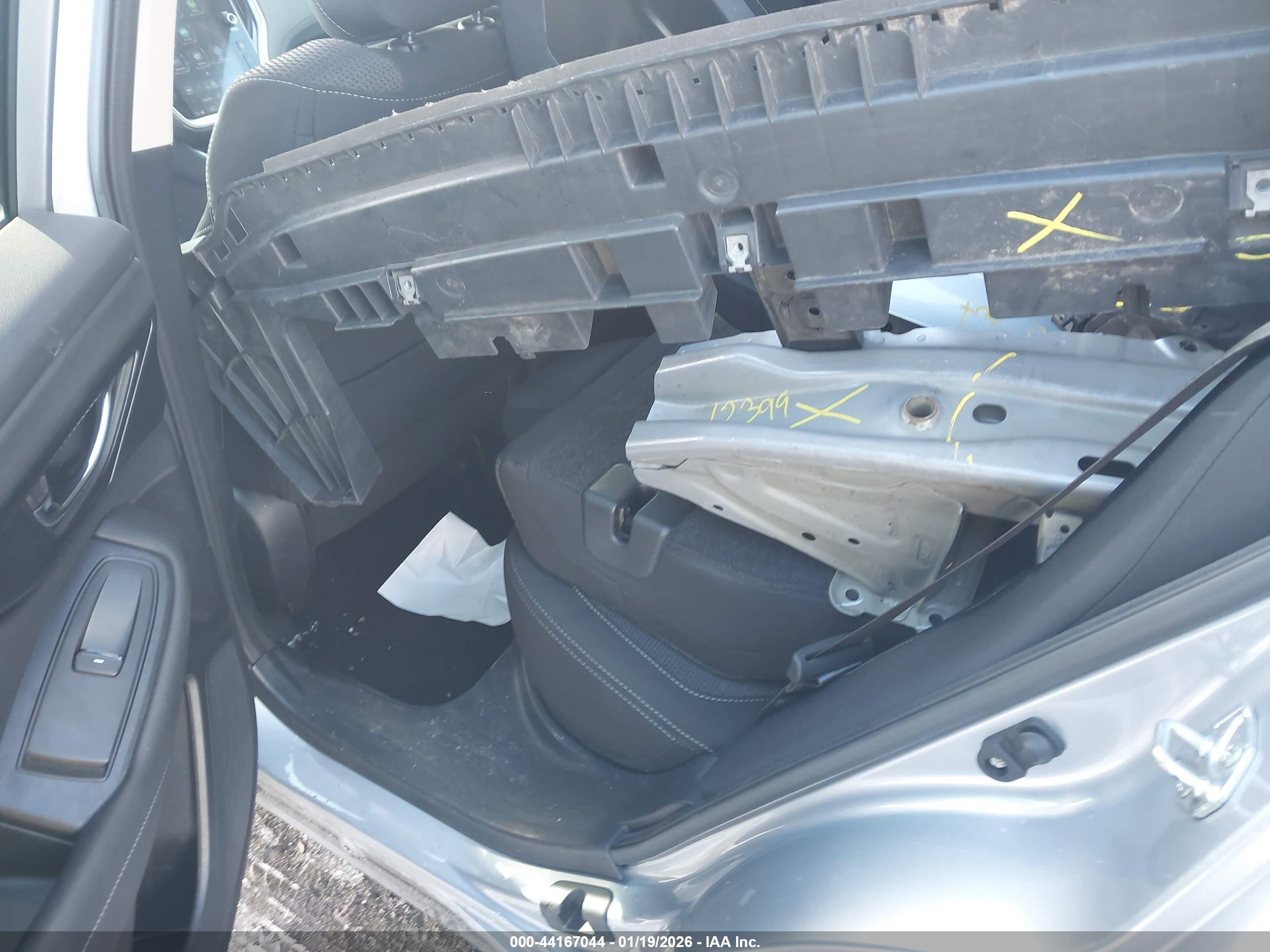 SUBARU OUTBACK image 8