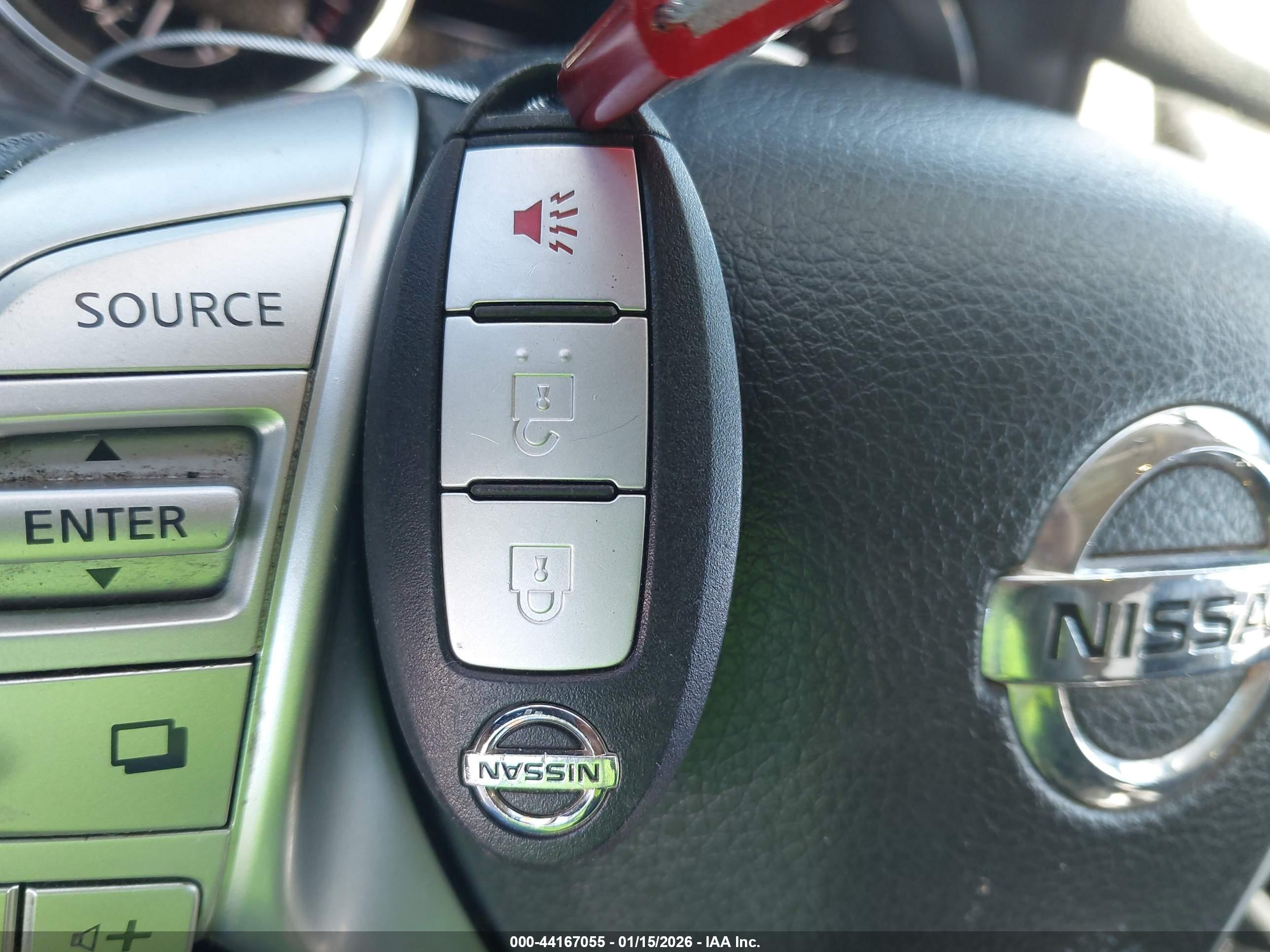 NISSAN ROGUE image 11