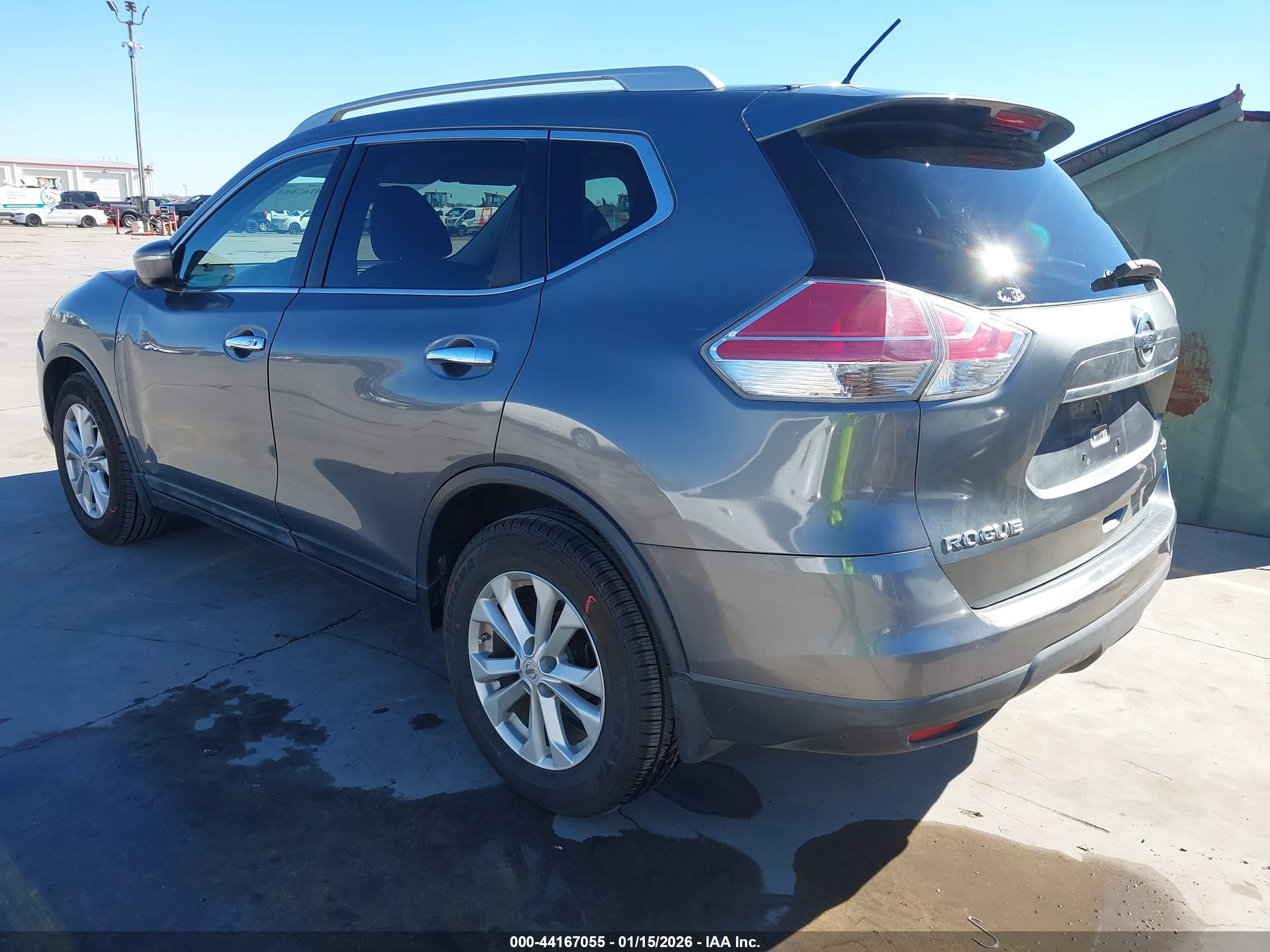 NISSAN ROGUE image 3