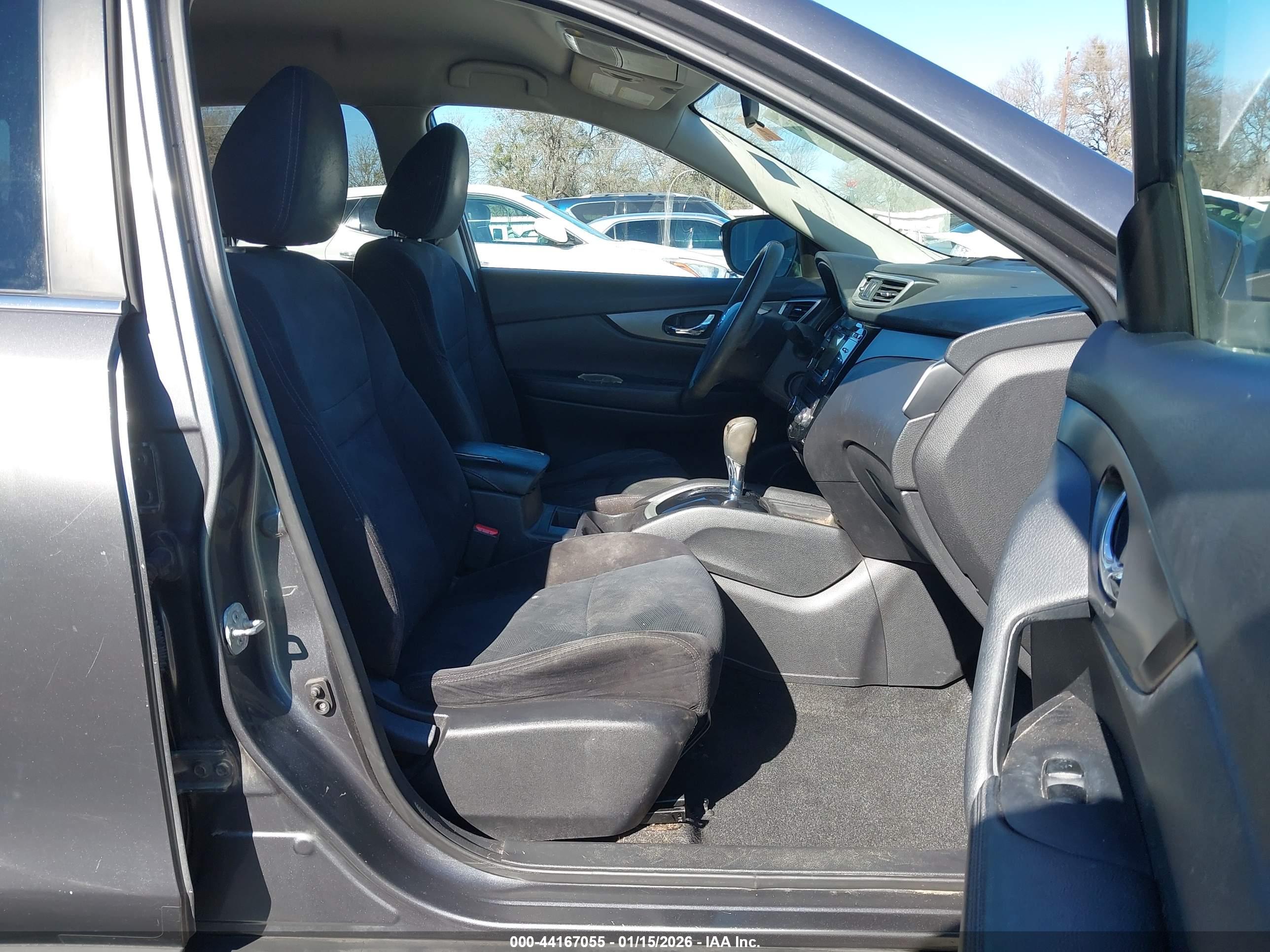 NISSAN ROGUE image 5