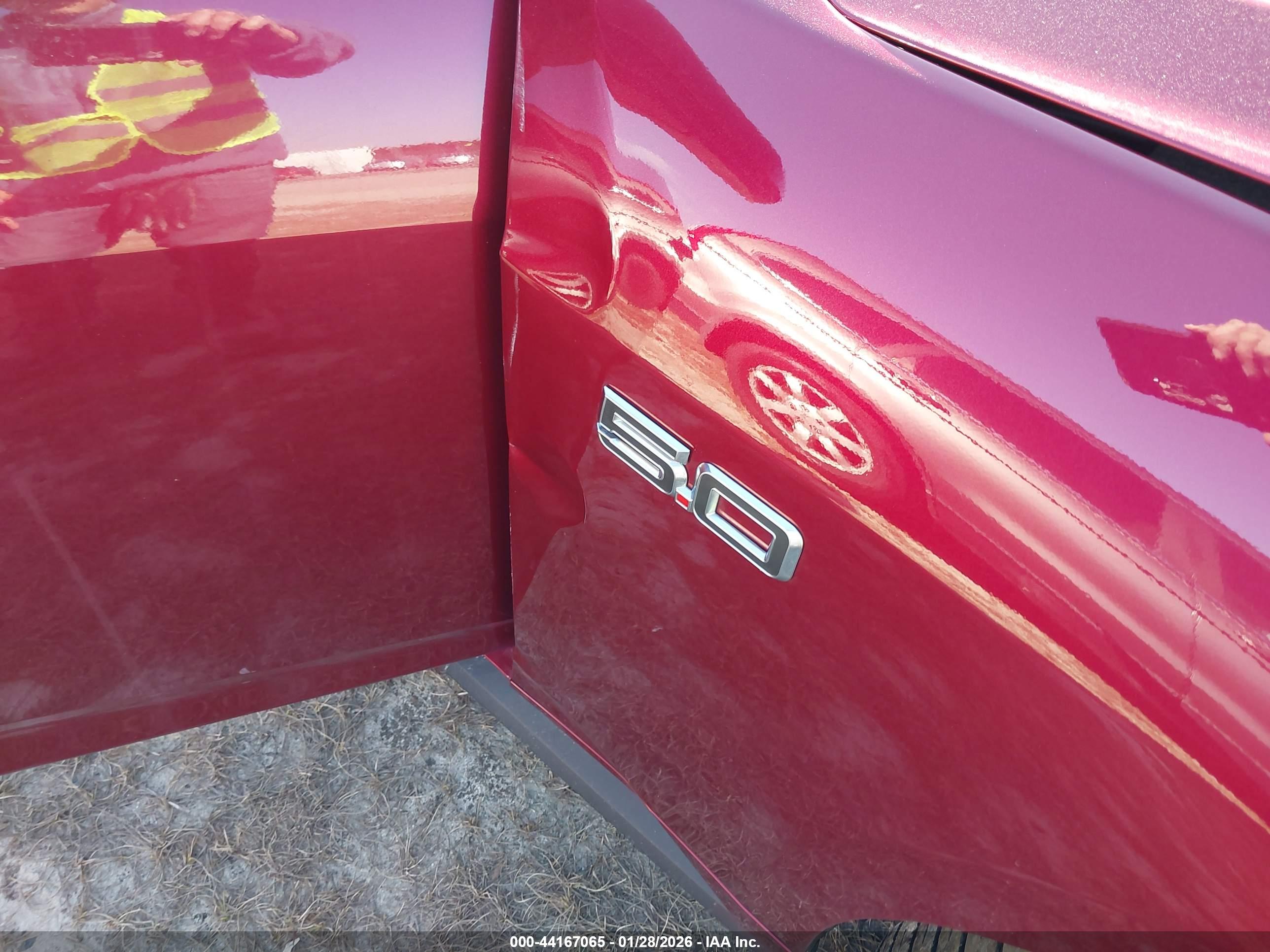 FORD MUSTANG image 6