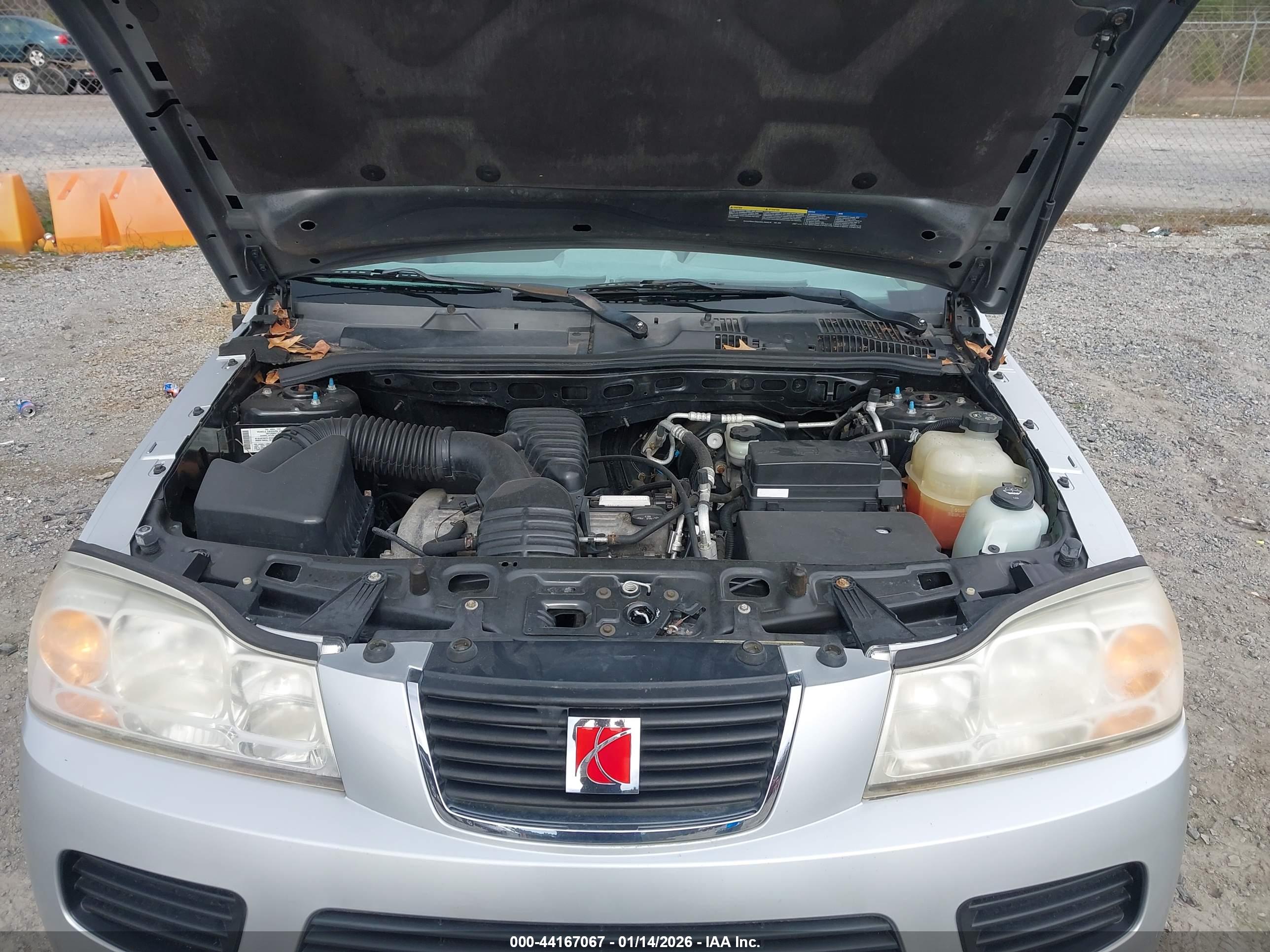SATURN VUE image 10