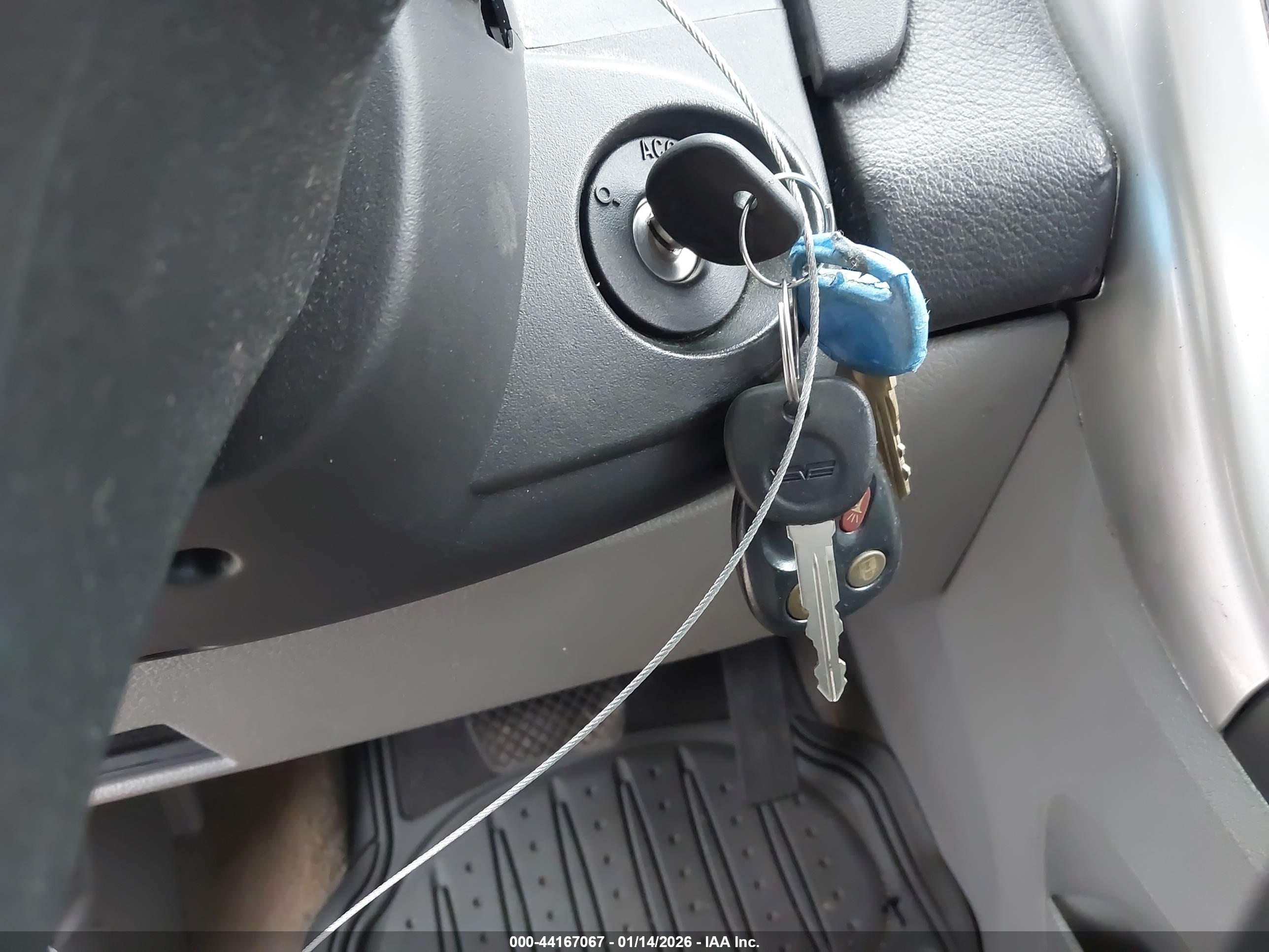 SATURN VUE image 11