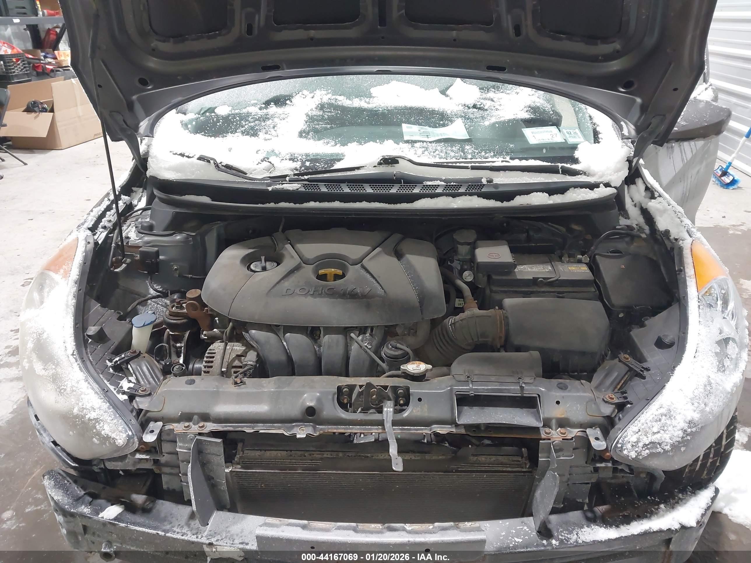 HYUNDAI ELANTRA image 10