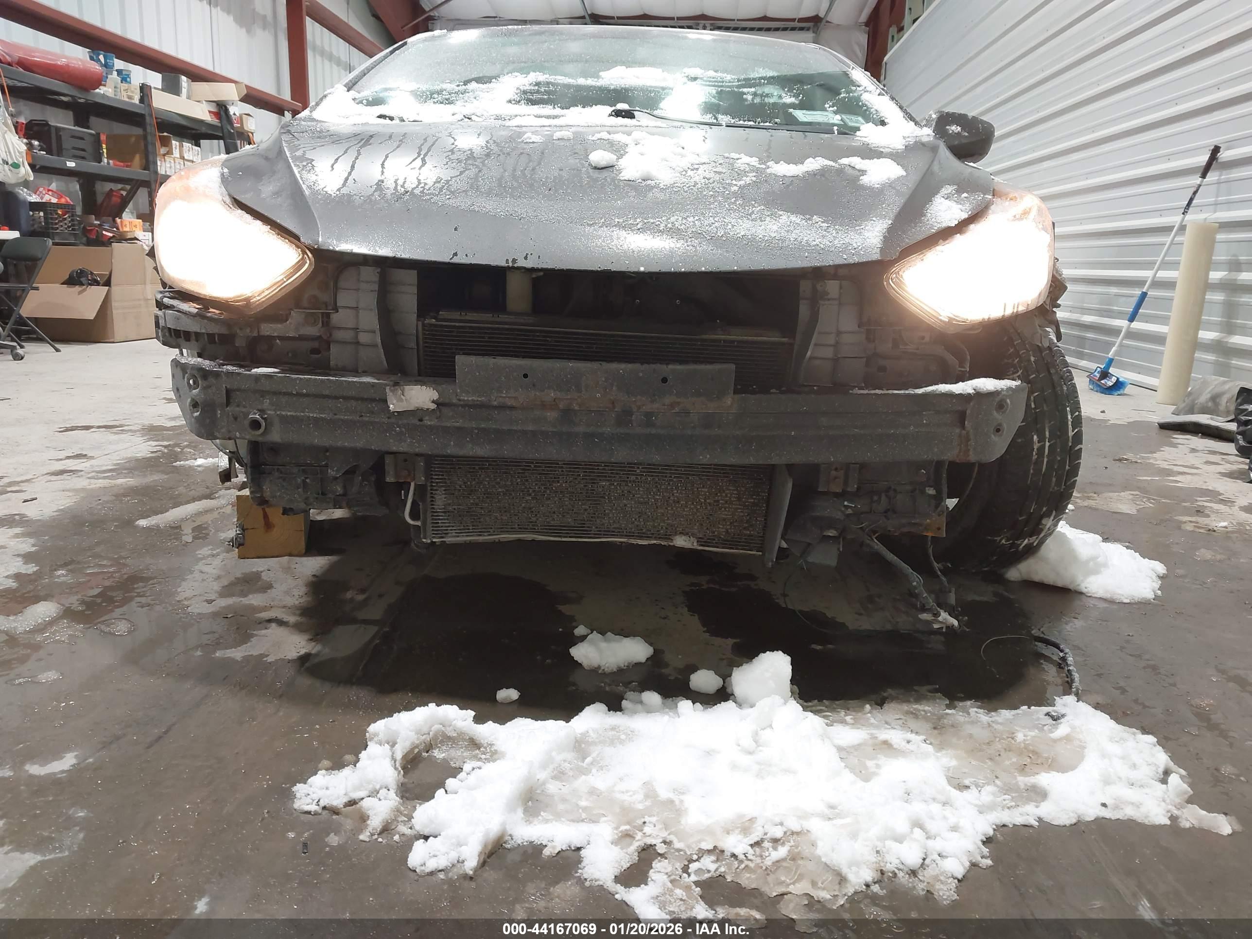 HYUNDAI ELANTRA image 6